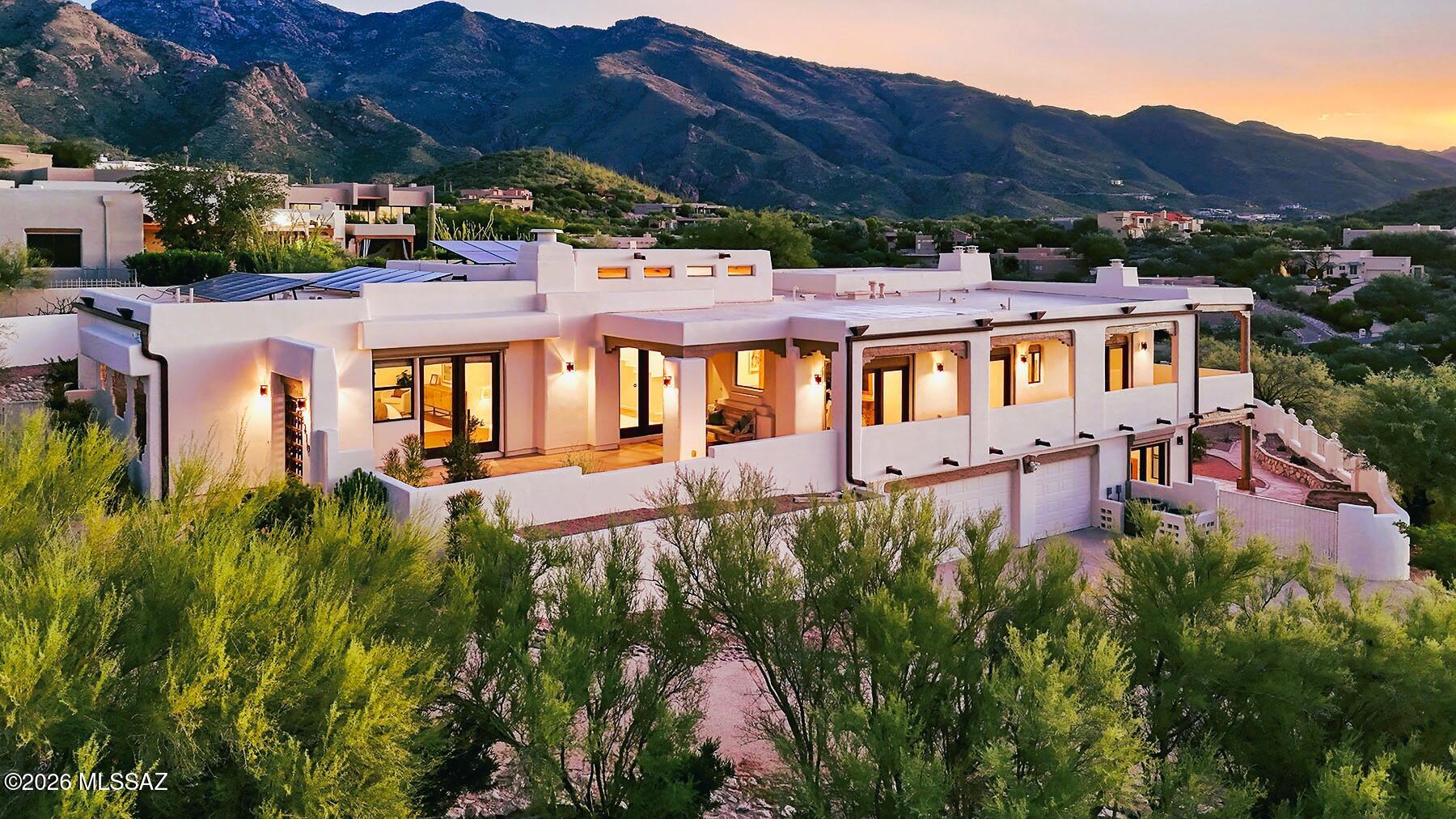6210 N Paseo Zaldivar