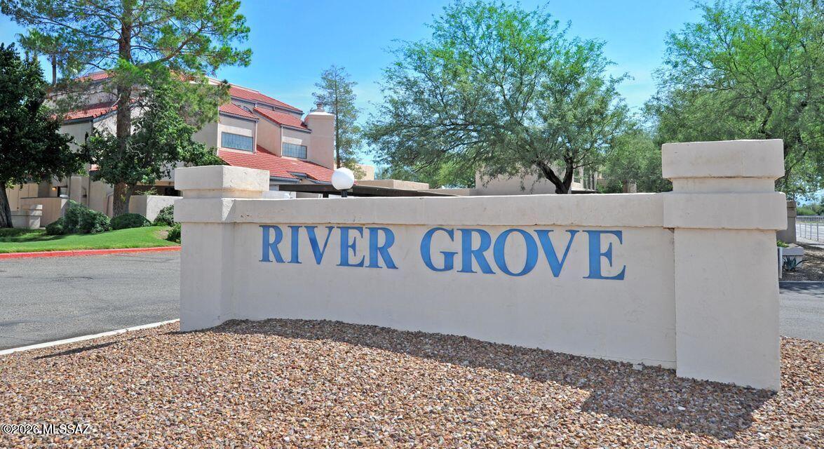 River Grove Condos. - Residential