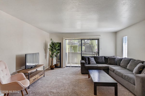 921 N EUCLID AVE UNIT 114, TUCSON, AZ 85719 - Image 5990b22aba7c75bdf5ea5987f5eda008/738665719