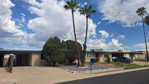 Photo of 3637 S Edmonton Avenue, Tucson, AZ 85730 (MLS # 22620505)