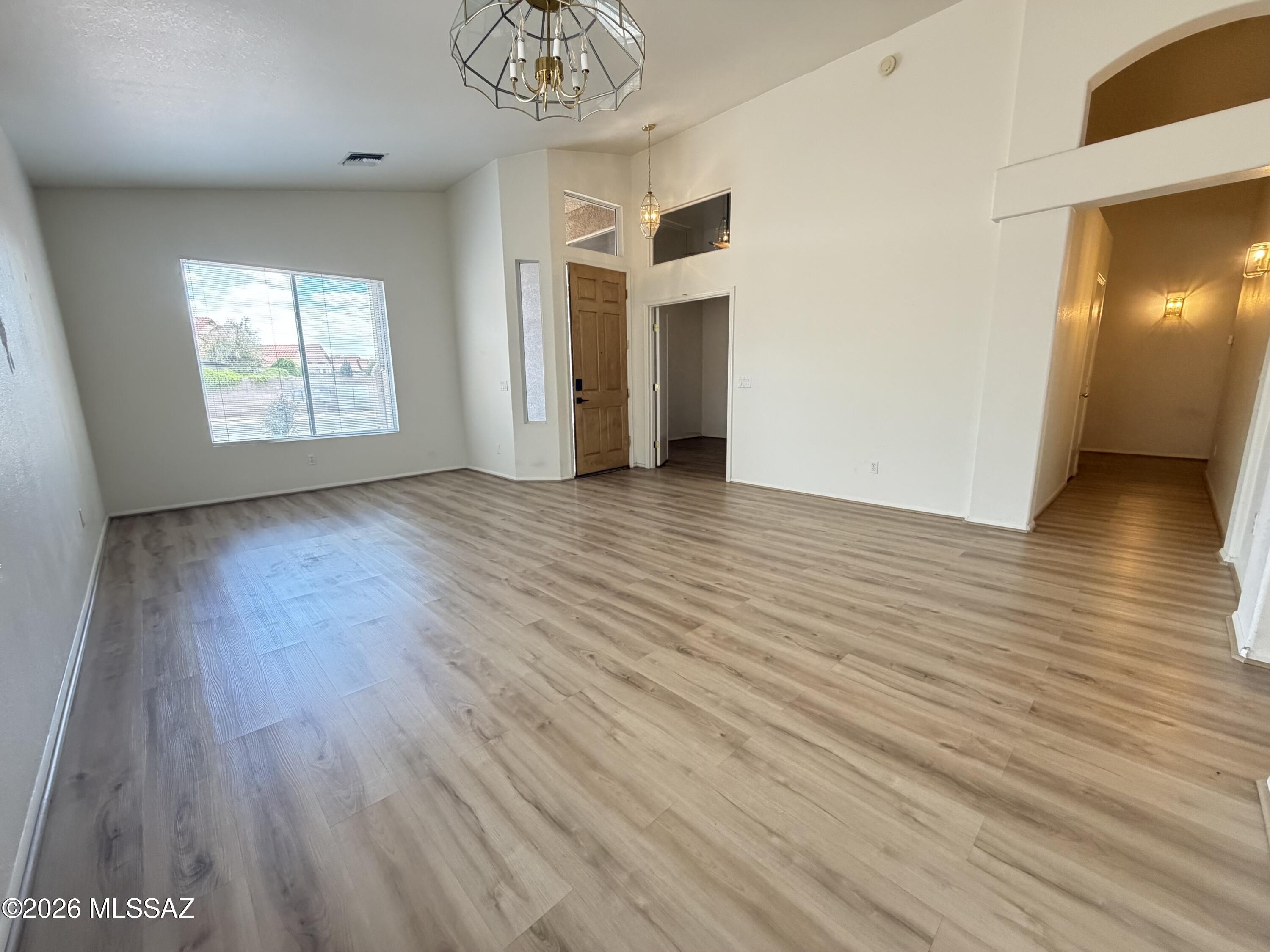 Silver Pass (1-276) - Residential Lease