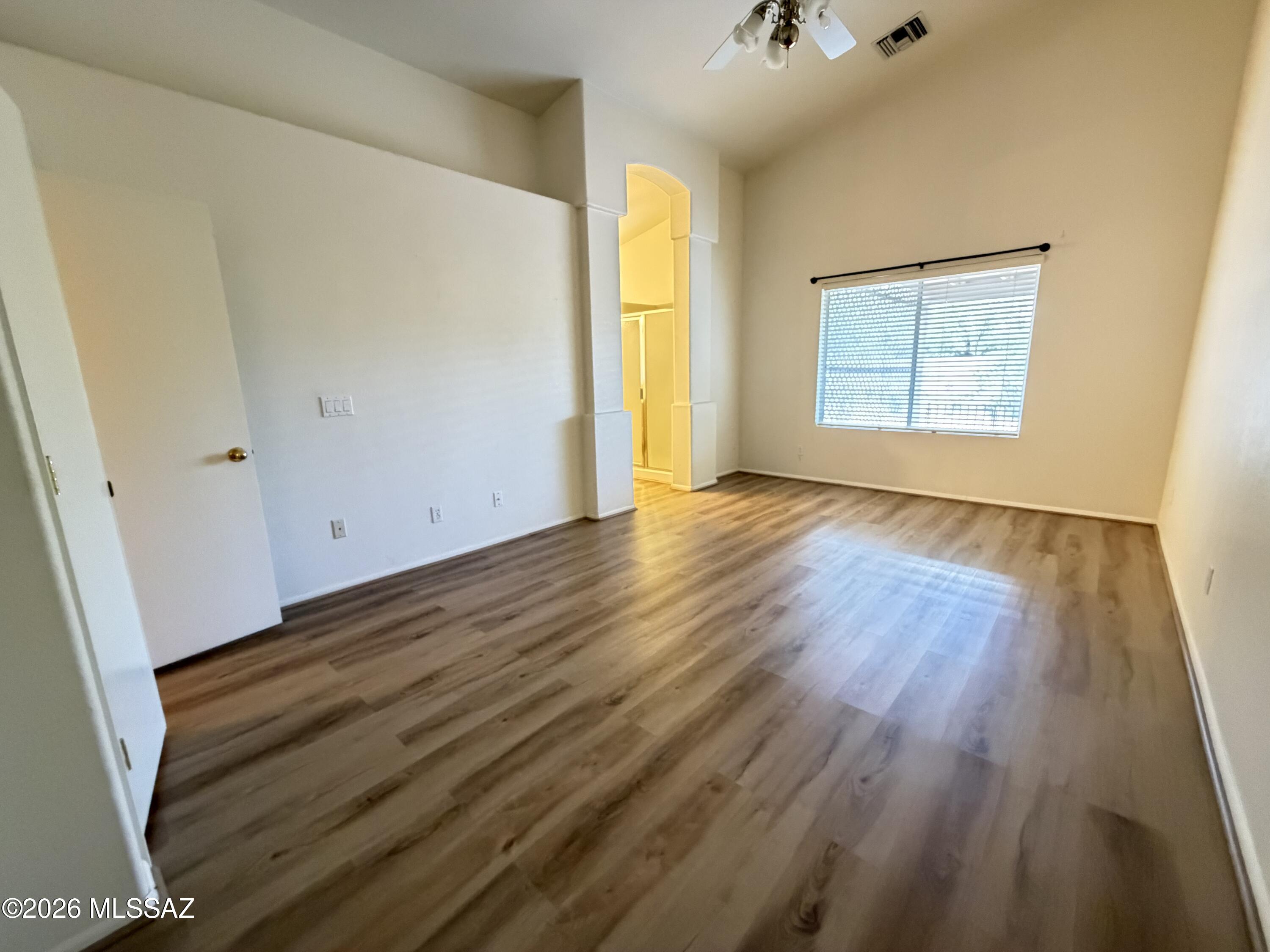 Silver Pass (1-276) - Residential Lease