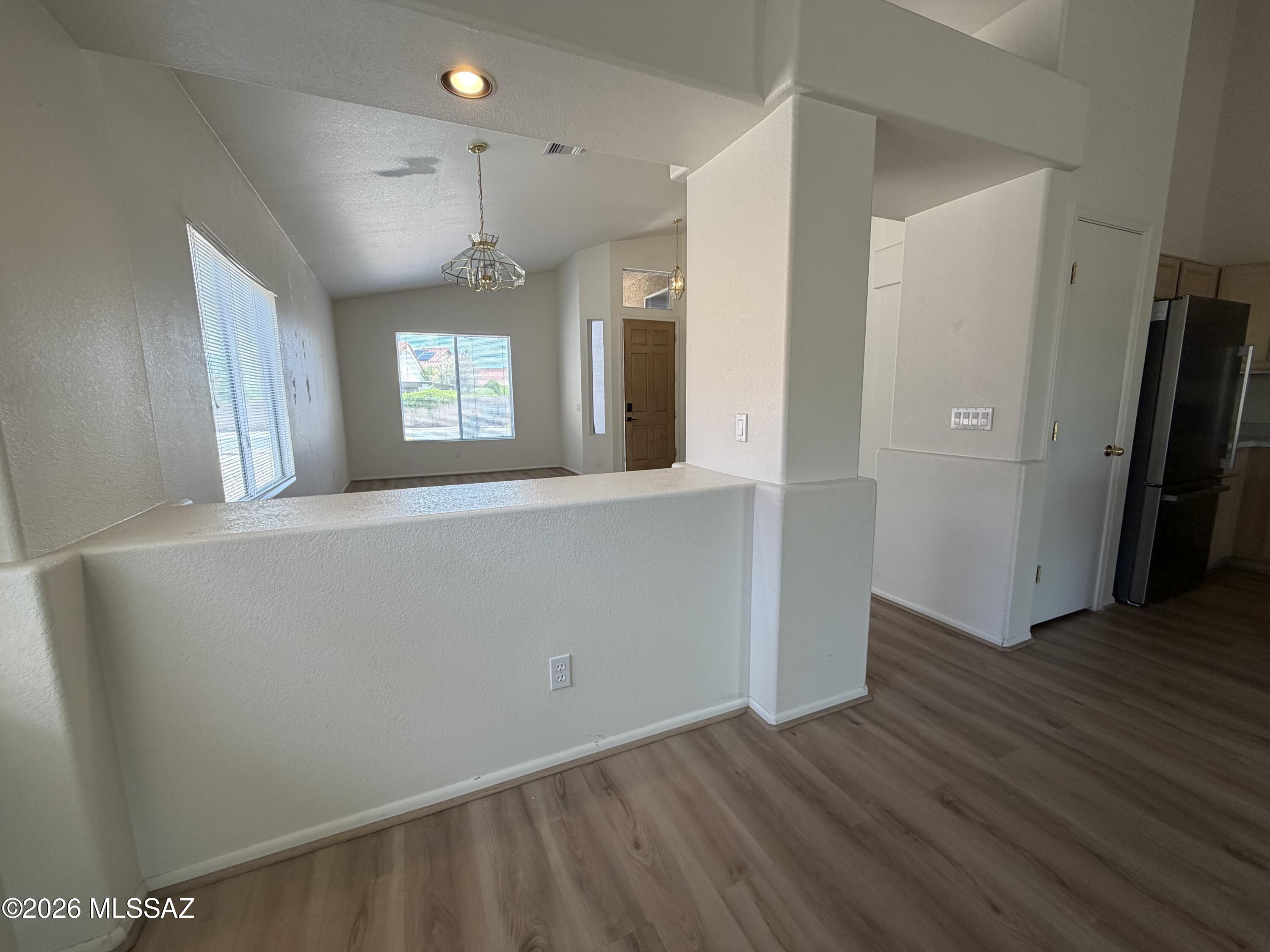 Silver Pass (1-276) - Residential Lease