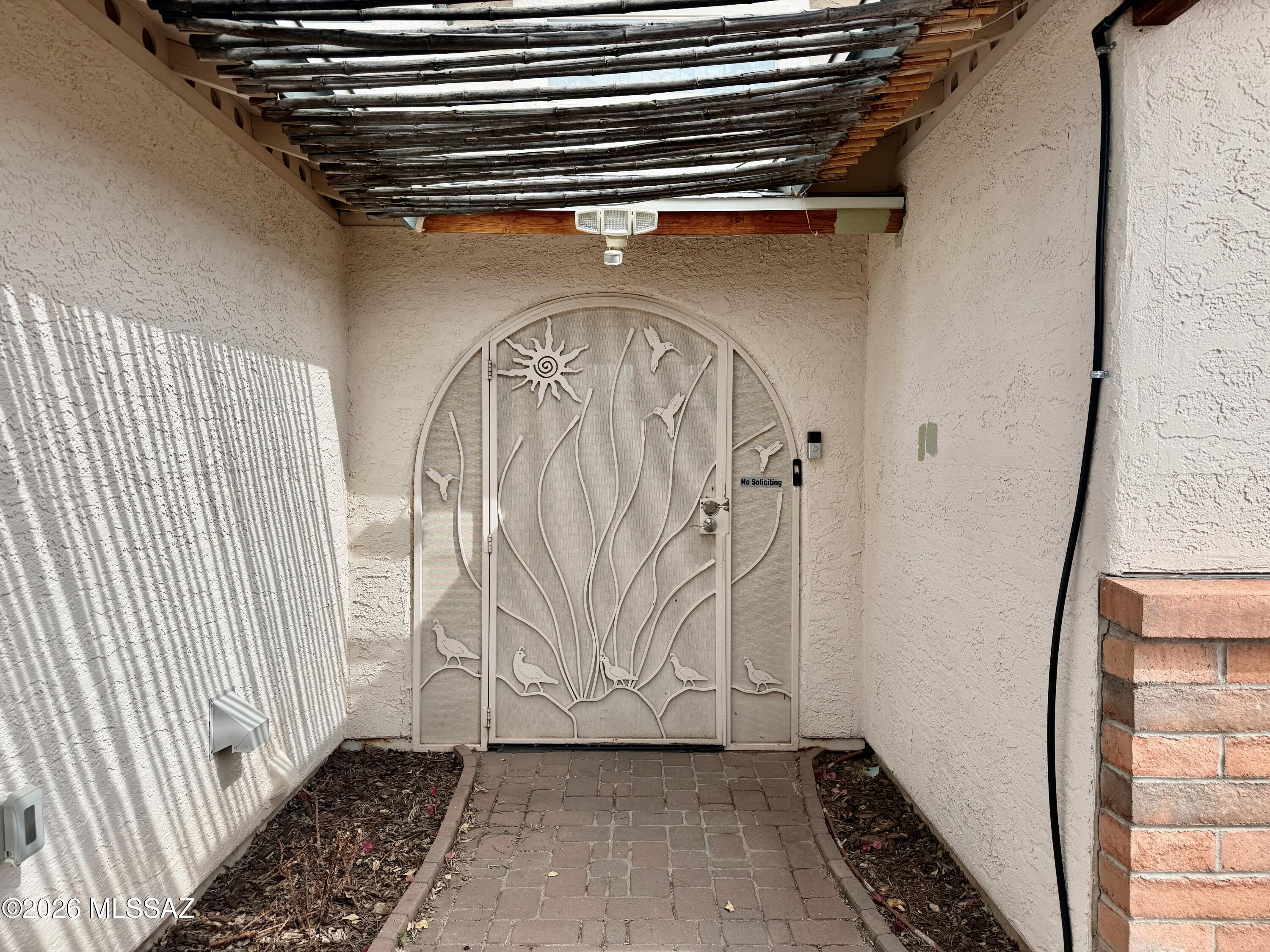 9118 N Eaglestone Loop