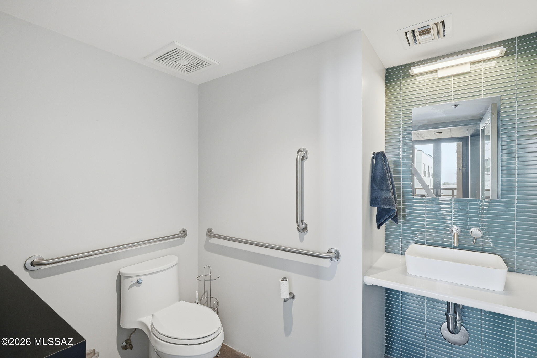 44 East Broadway - Residential