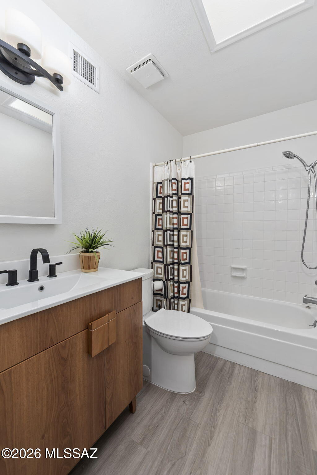 Catalina Valley  (54-114) - Residential