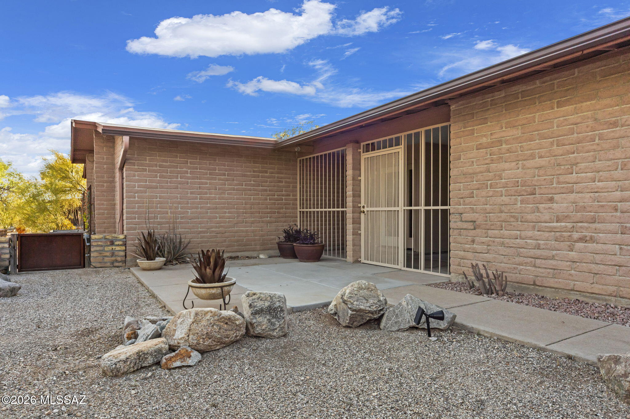 10685 E Oakwood Drive