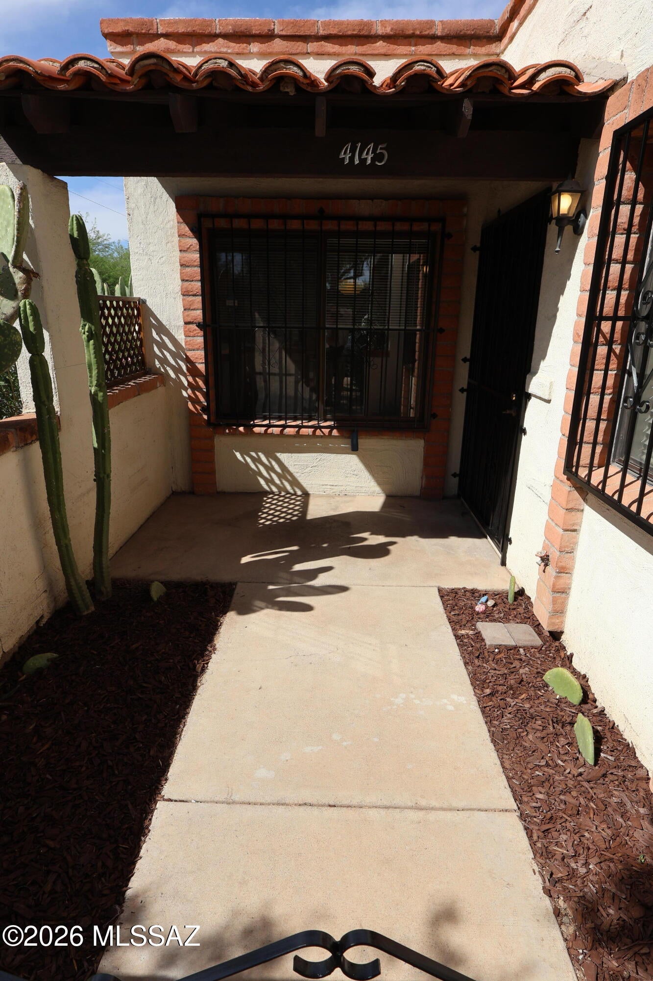 4145 N Via Villas