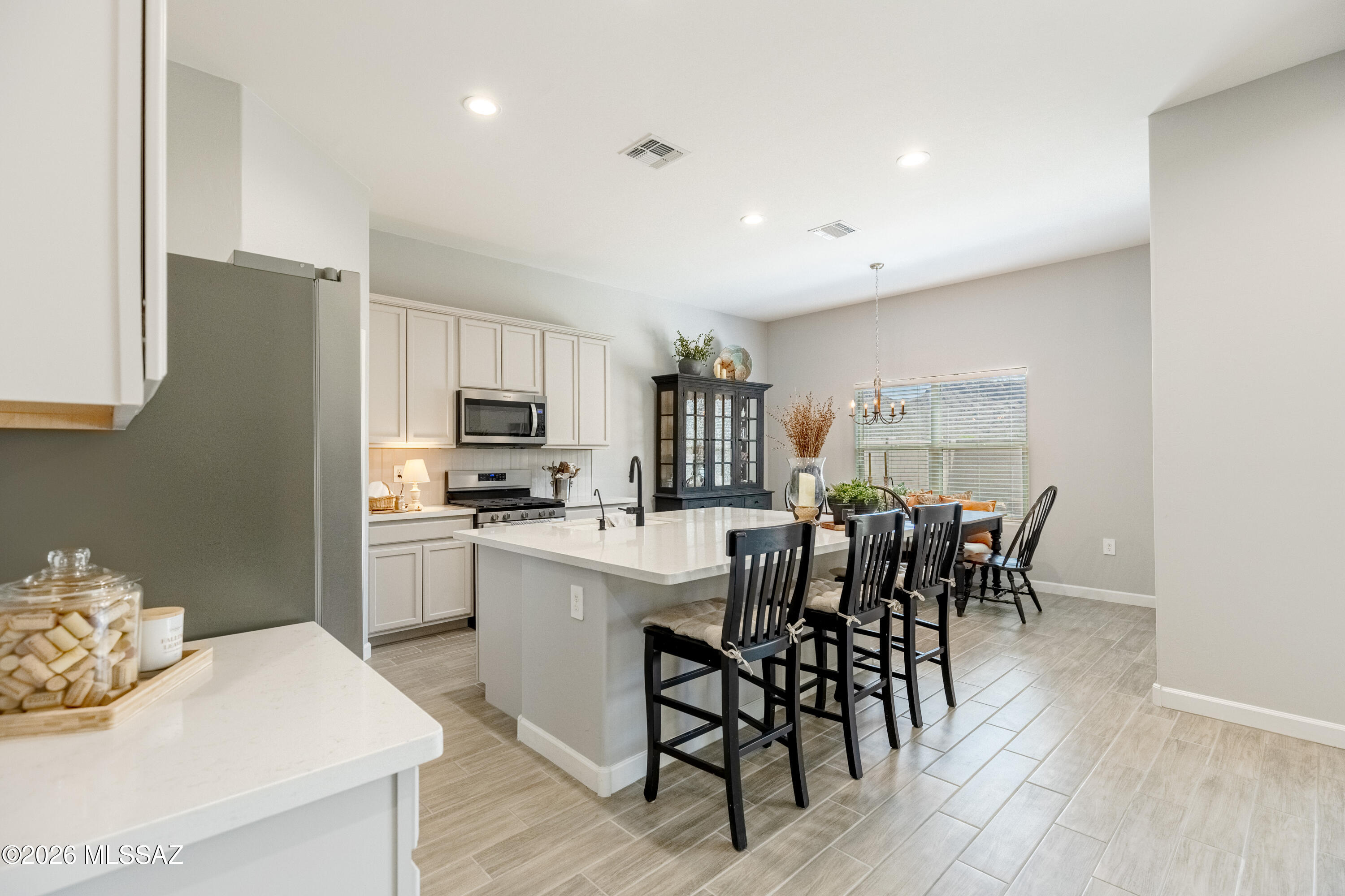 Saguaro Bloom 7B - Residential