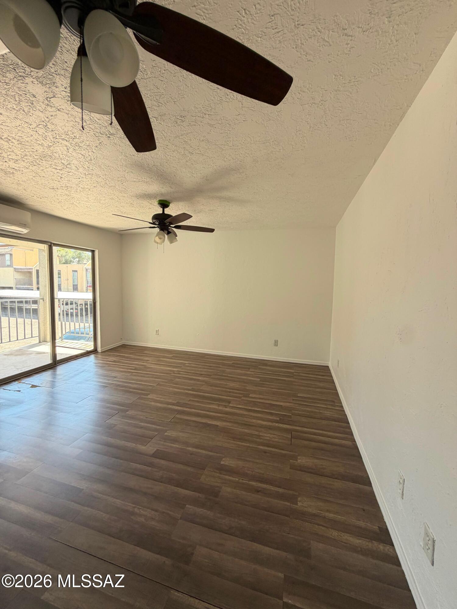 1620 N Wilmot Road P283