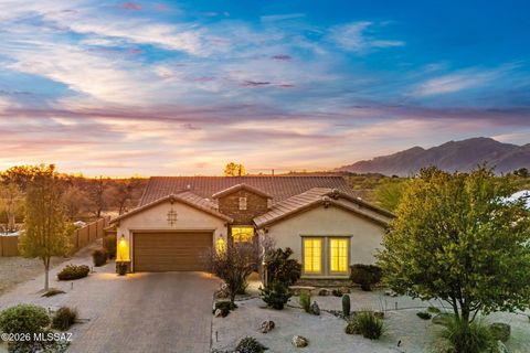 Photo of 2431 N Wychwood Court, Tucson, AZ 85749 (MLS # 22607498)