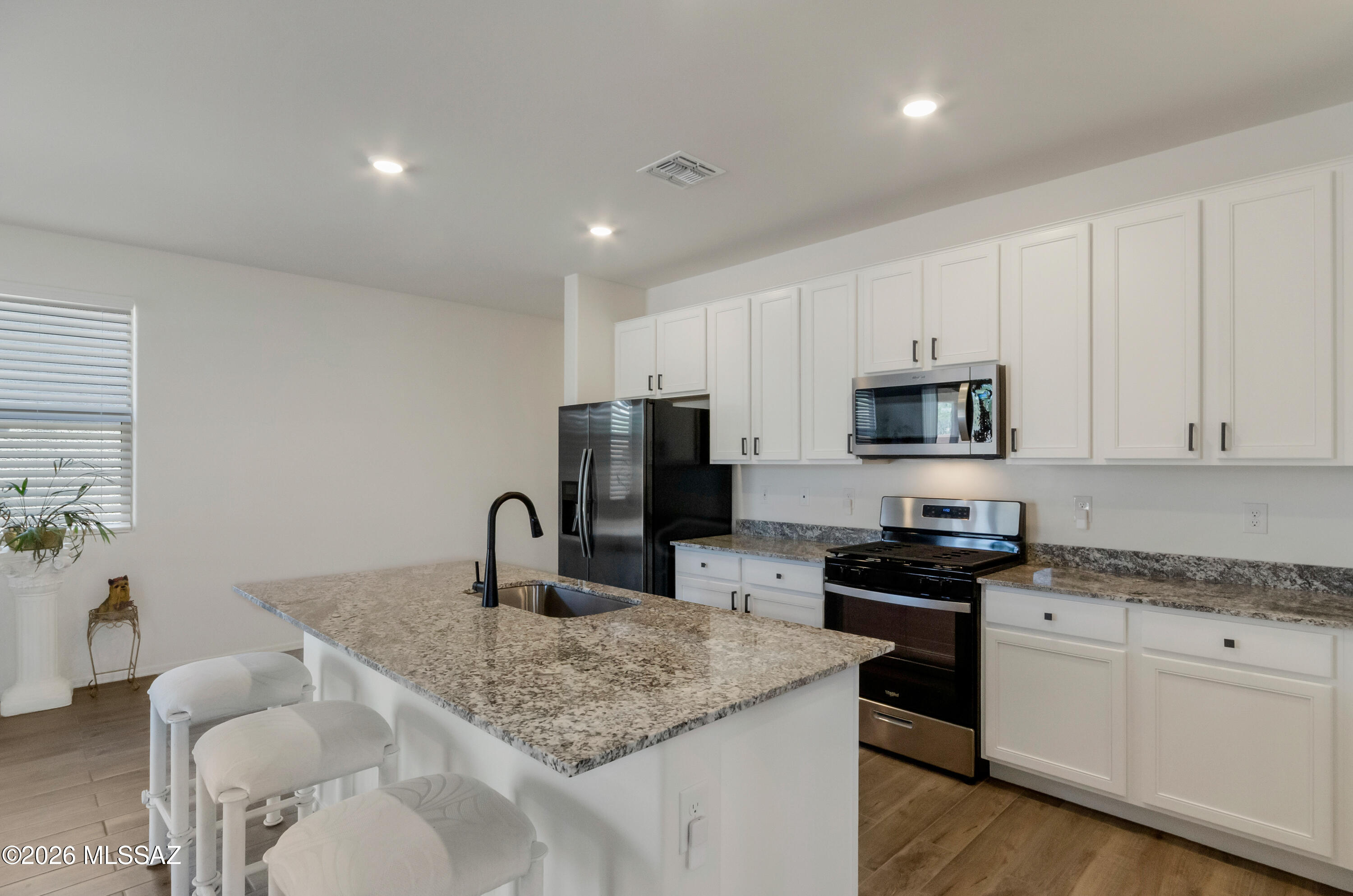 Vista Del Oro (1-108) - Residential
