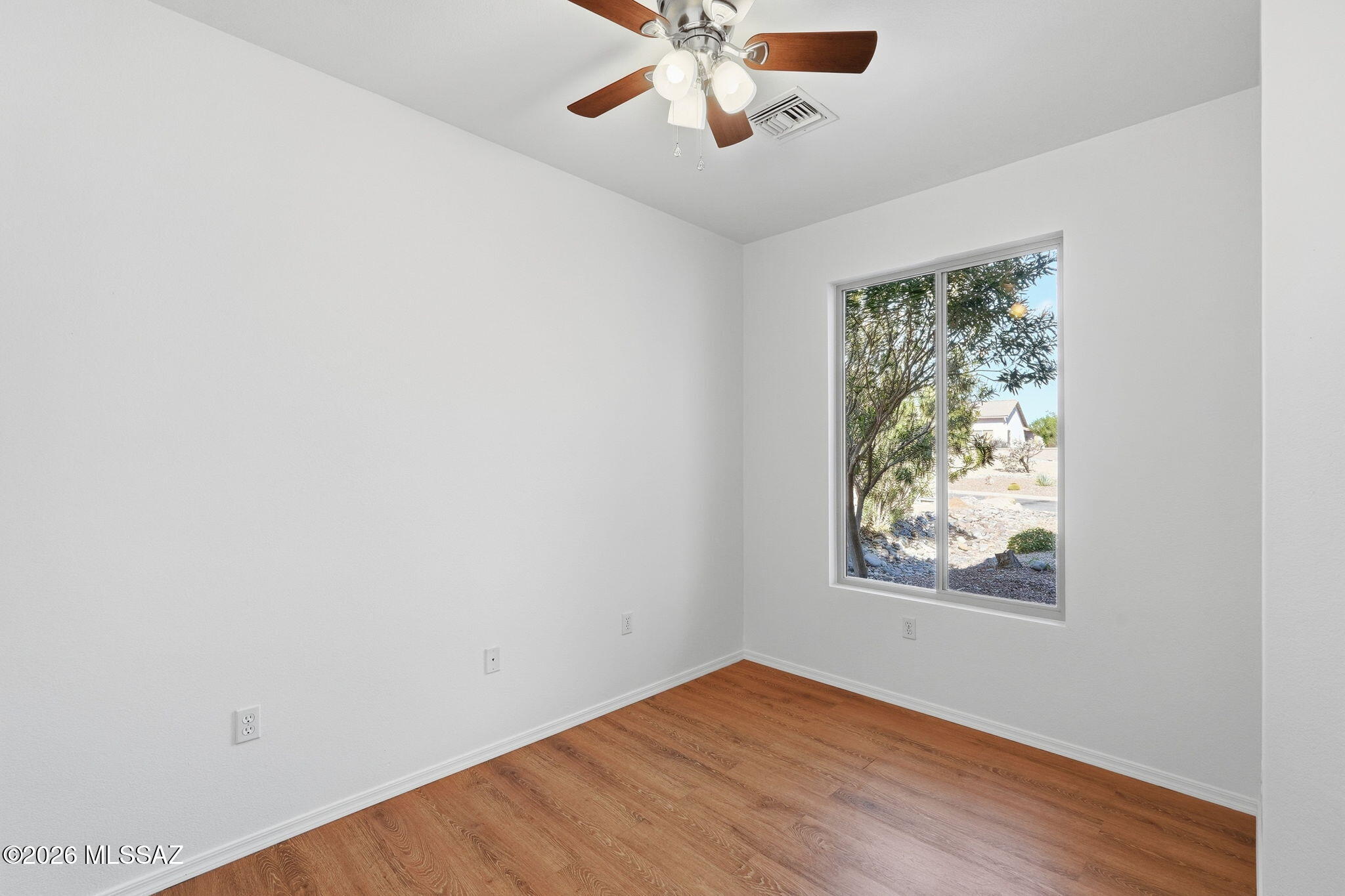 4613 S Pinnacle Peak Drive