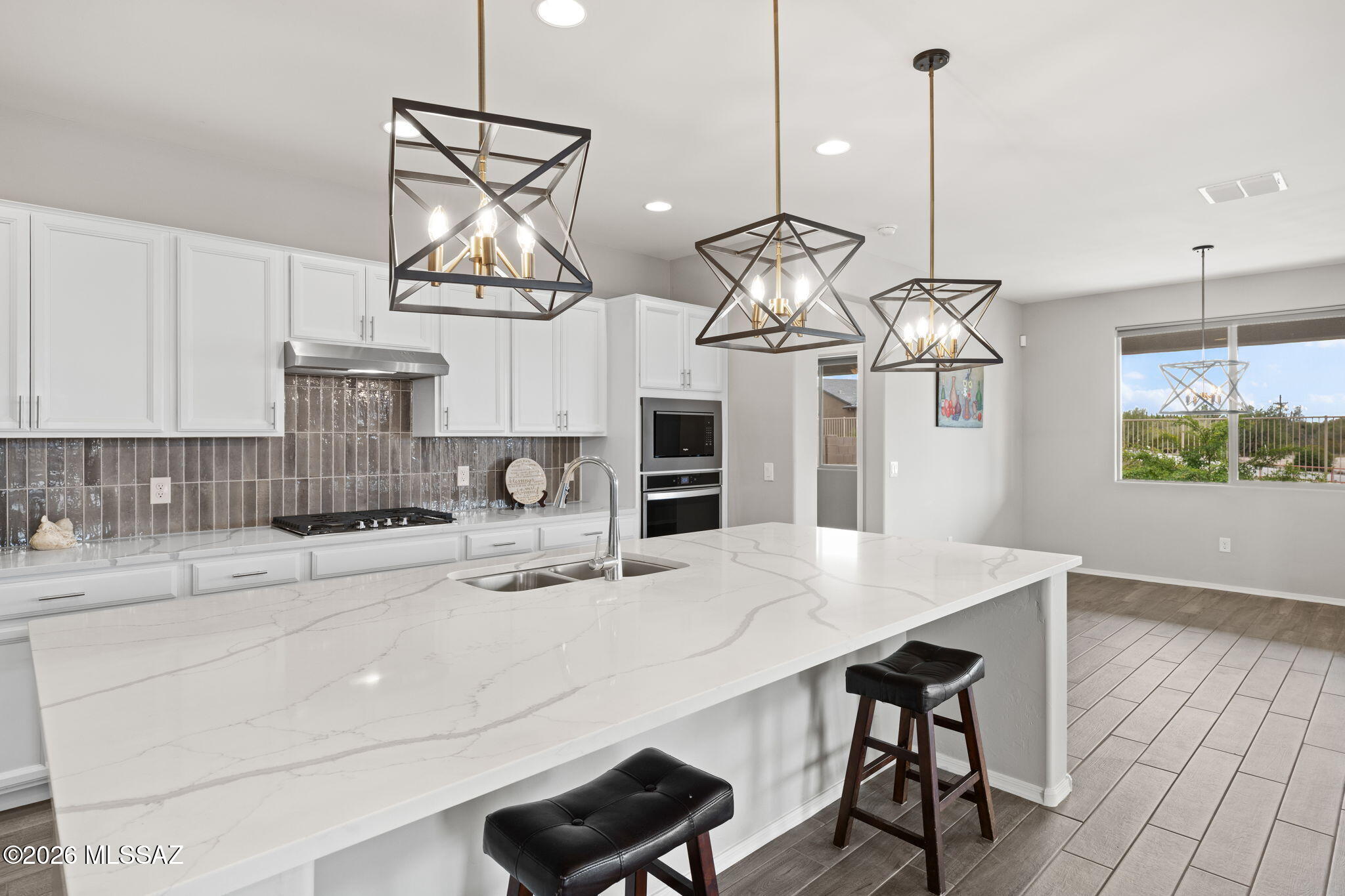 Twin Peaks and Lambert Lane - Residential