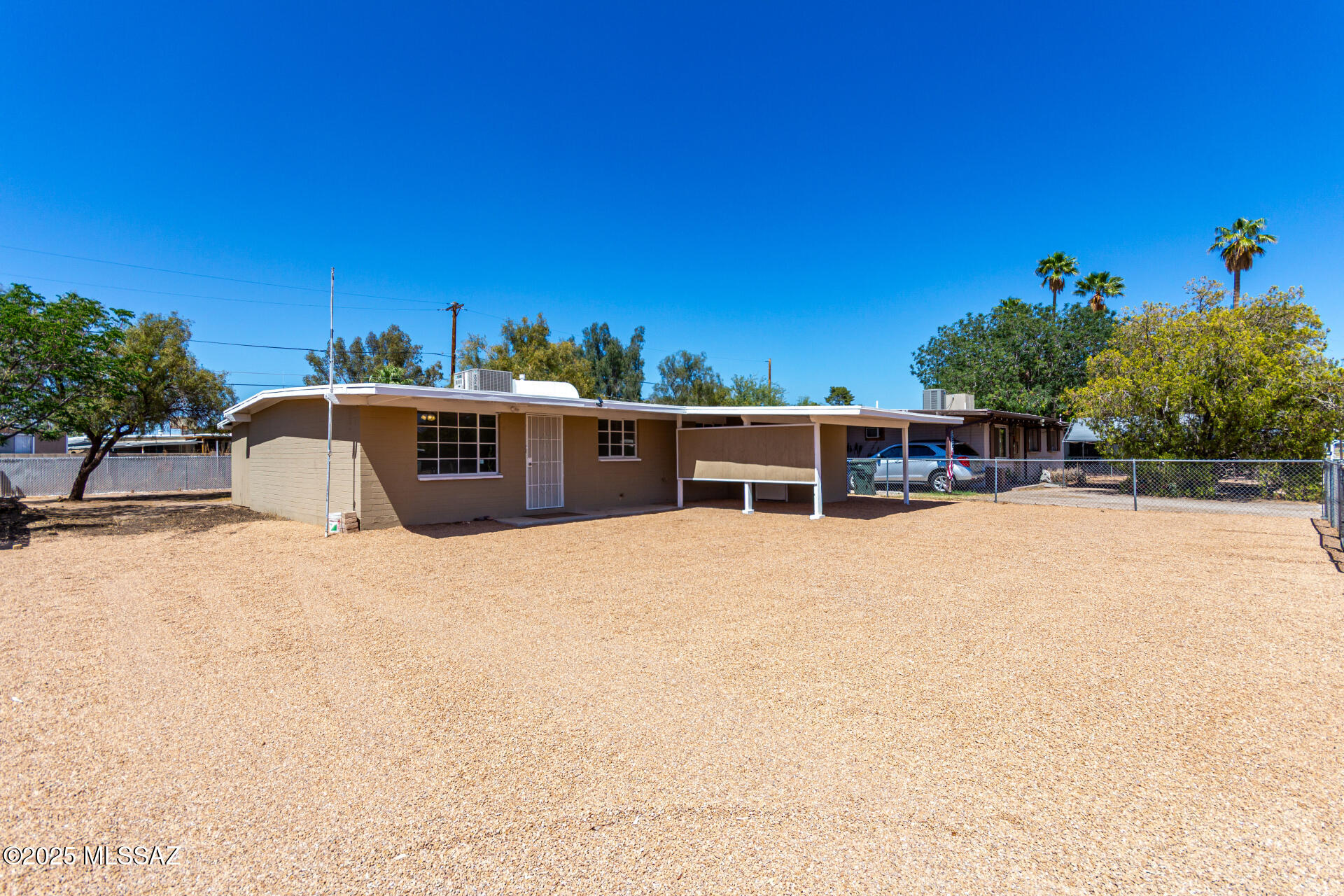 1214 W Kleindale Road
