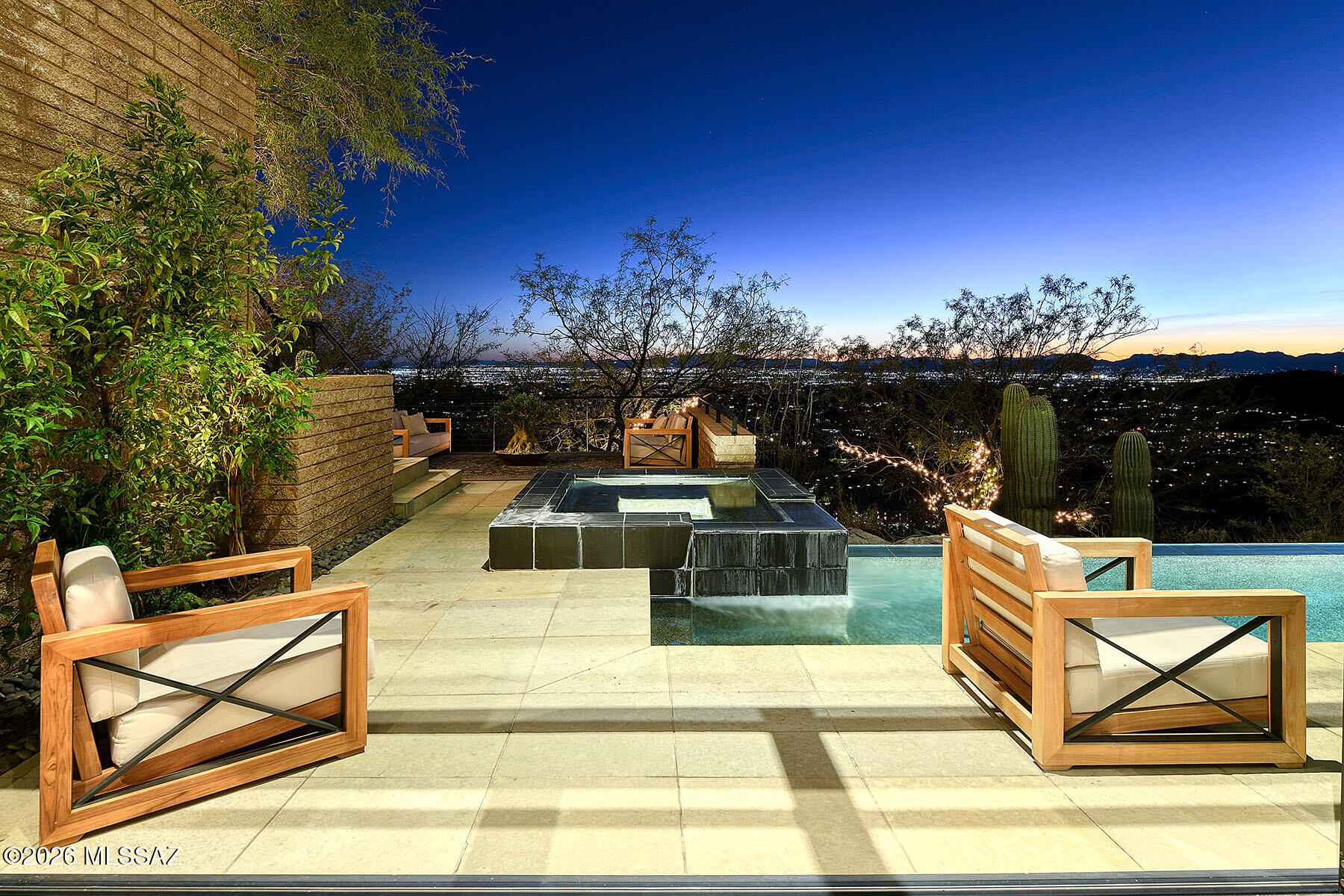 6830 N Hole-In-The-Wall Way