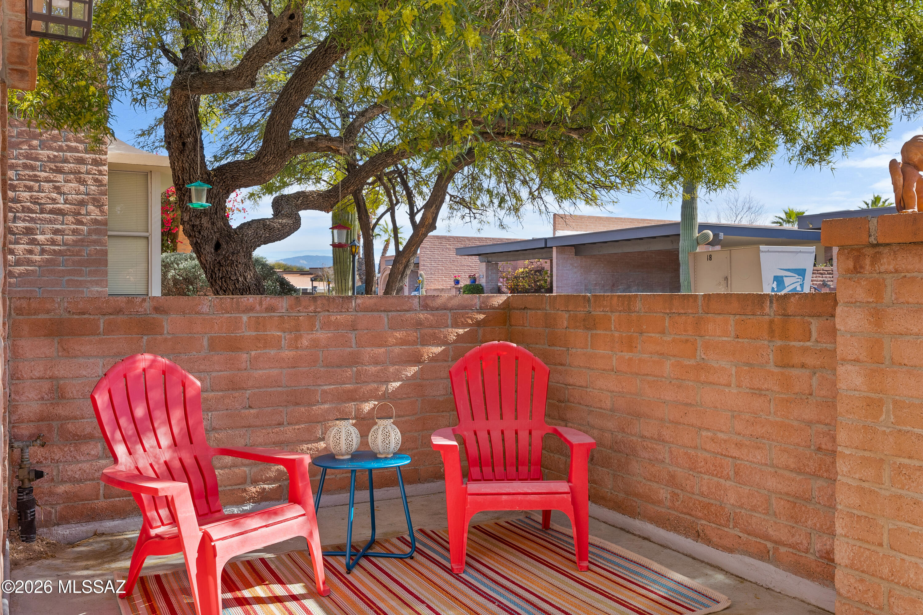 5521 N Arroyo Grande Drive