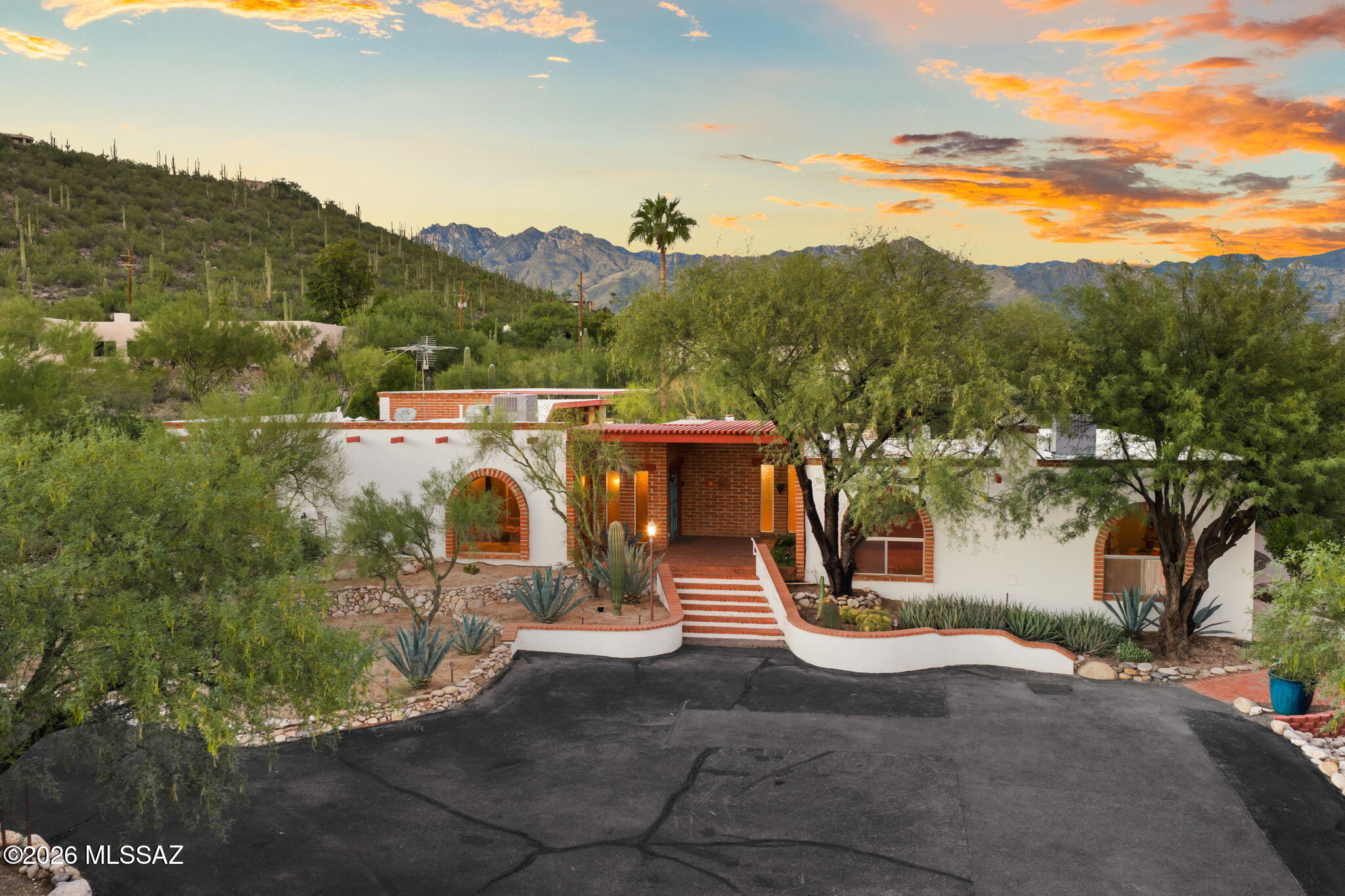 3930 N Old Sabino Canyon Road