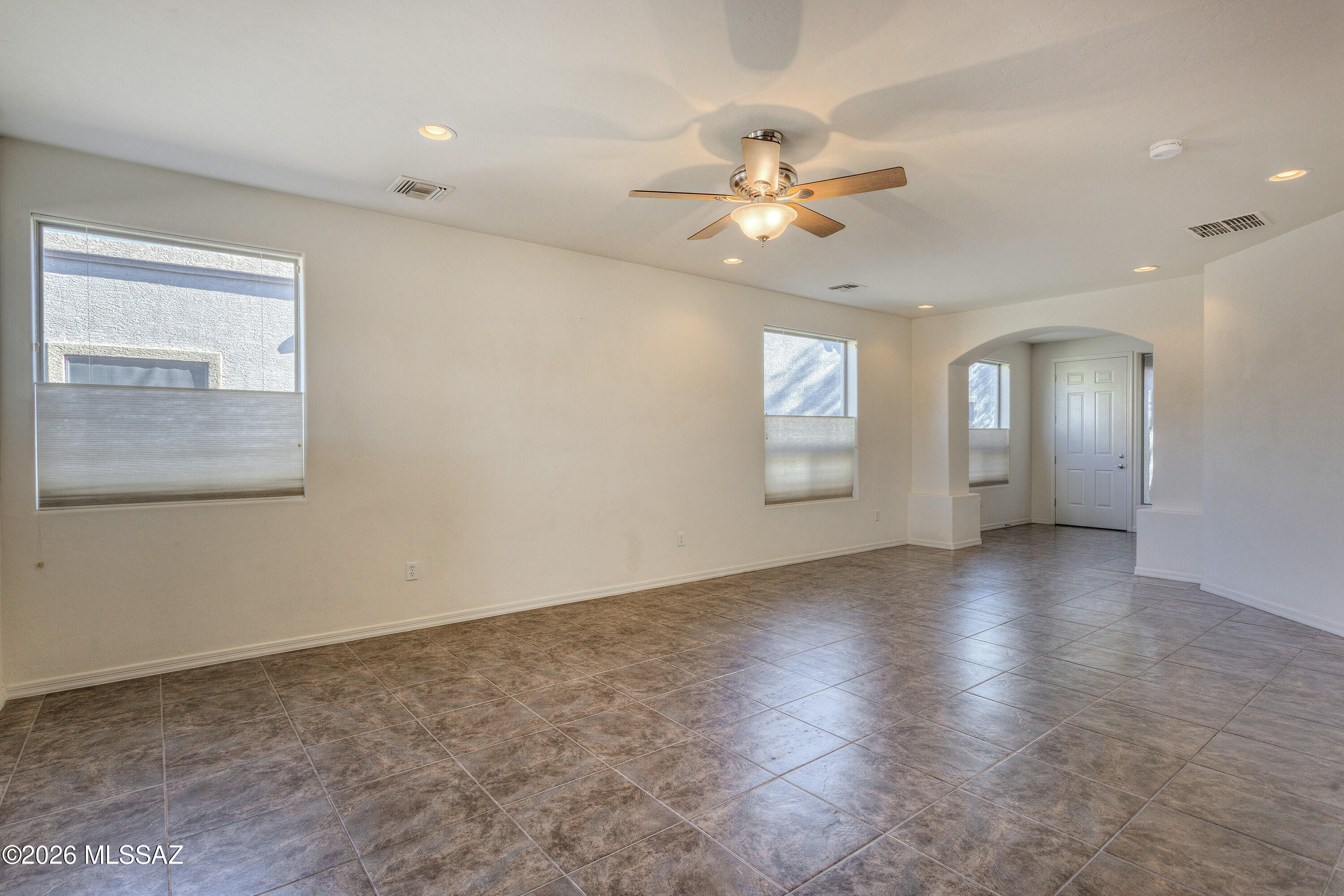 686 W Shadow Wood Street