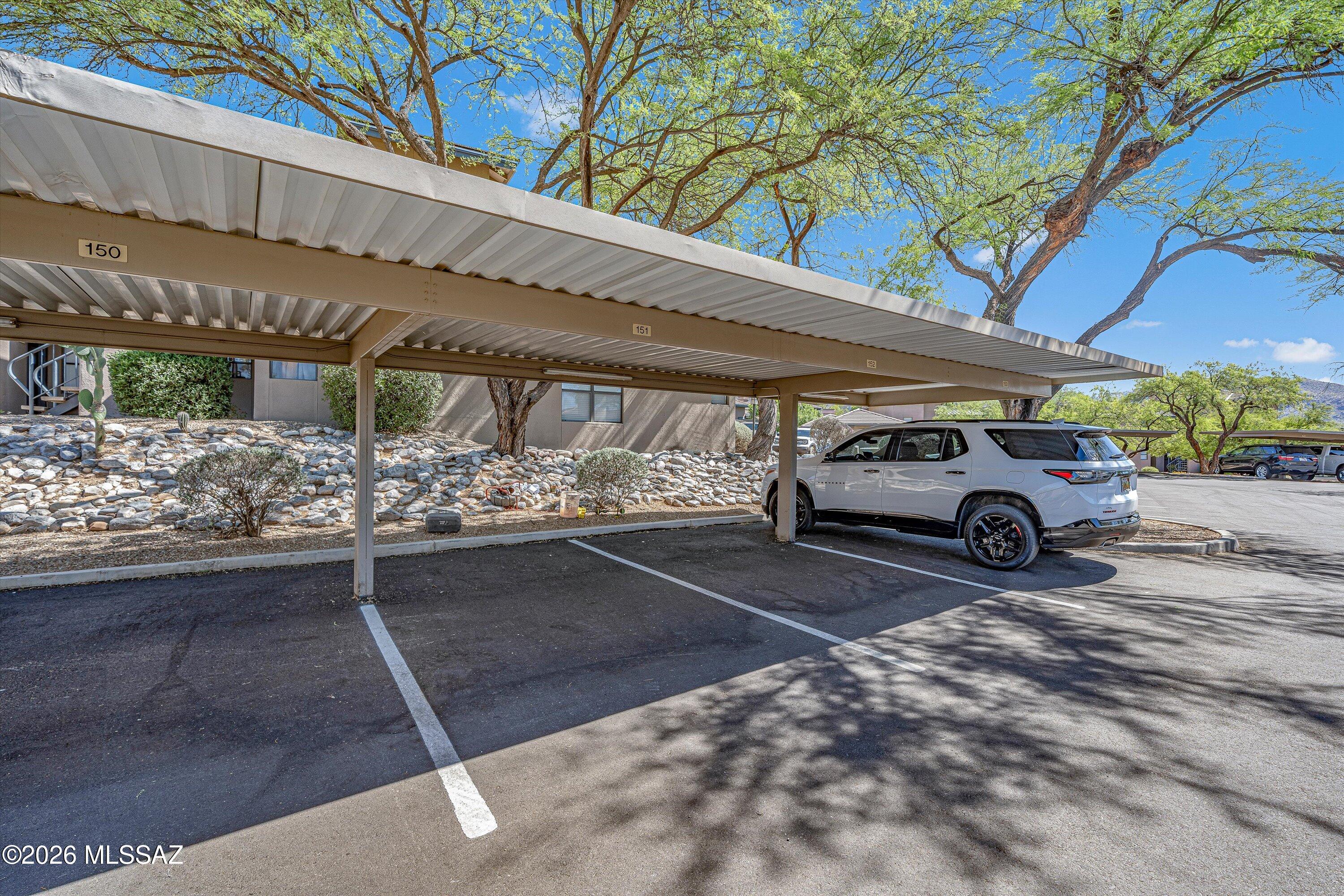 Greens at Ventana Canyon - Residential