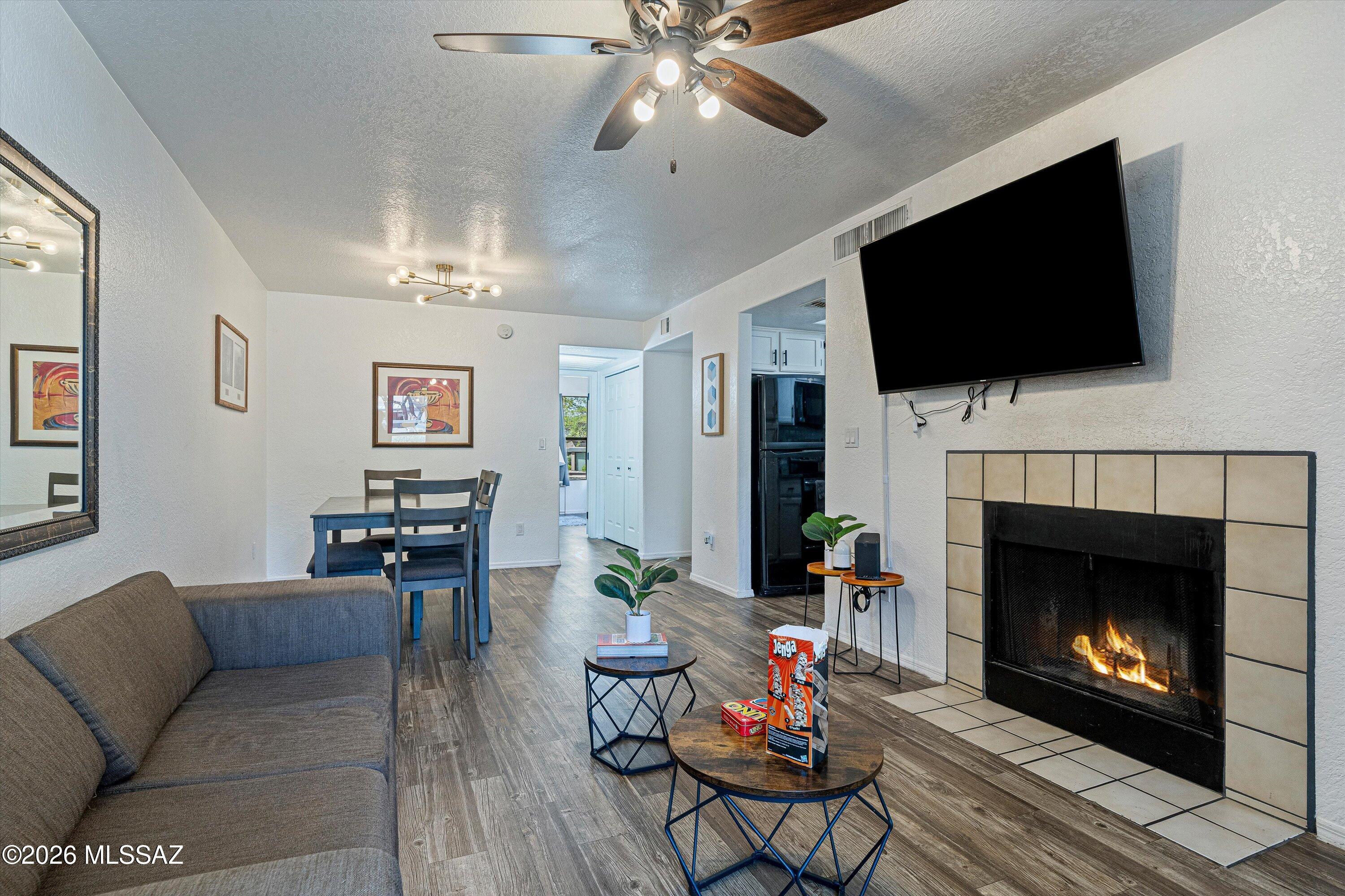 5800 N Kolb Road 1102