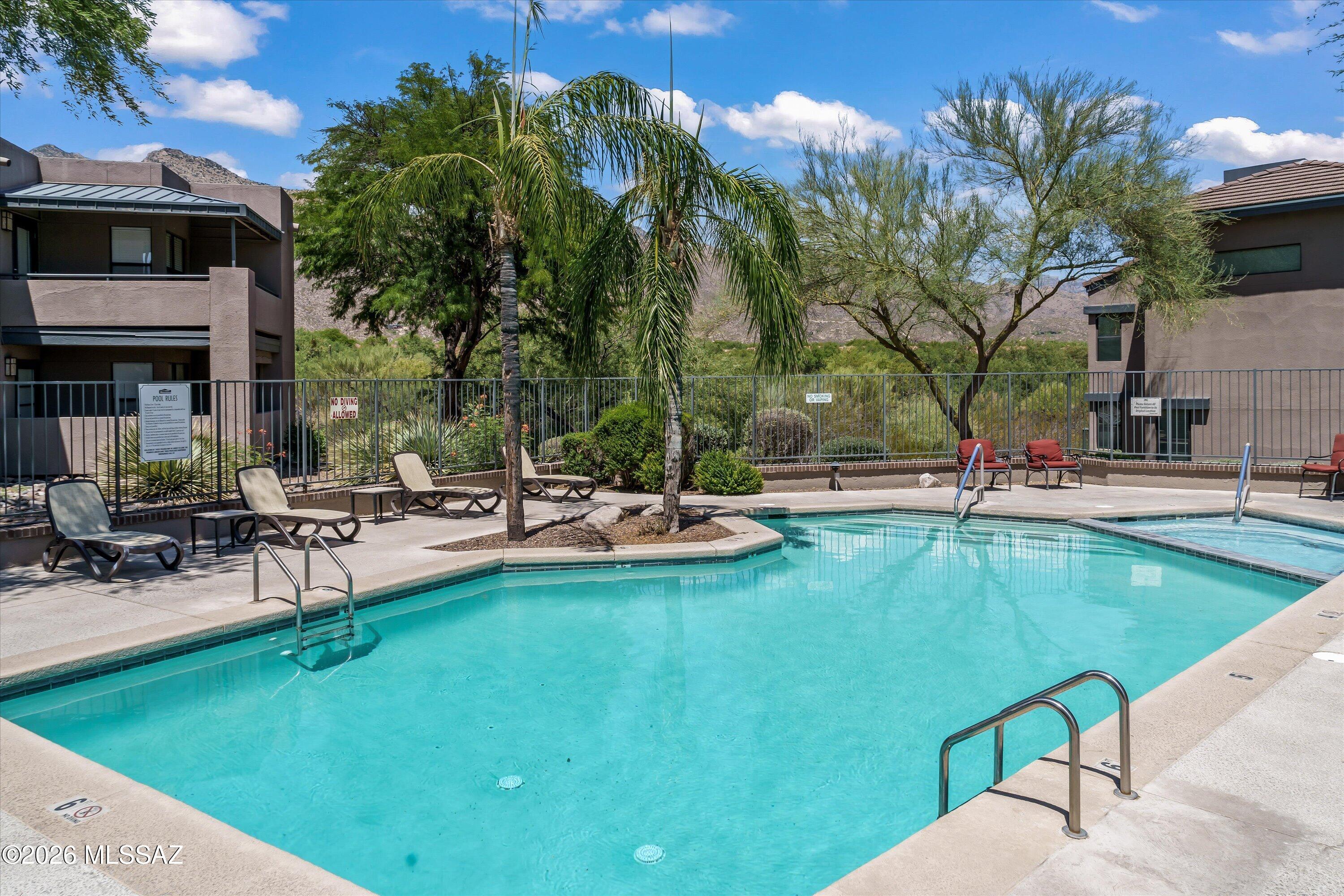 Greens at Ventana Canyon - Residential