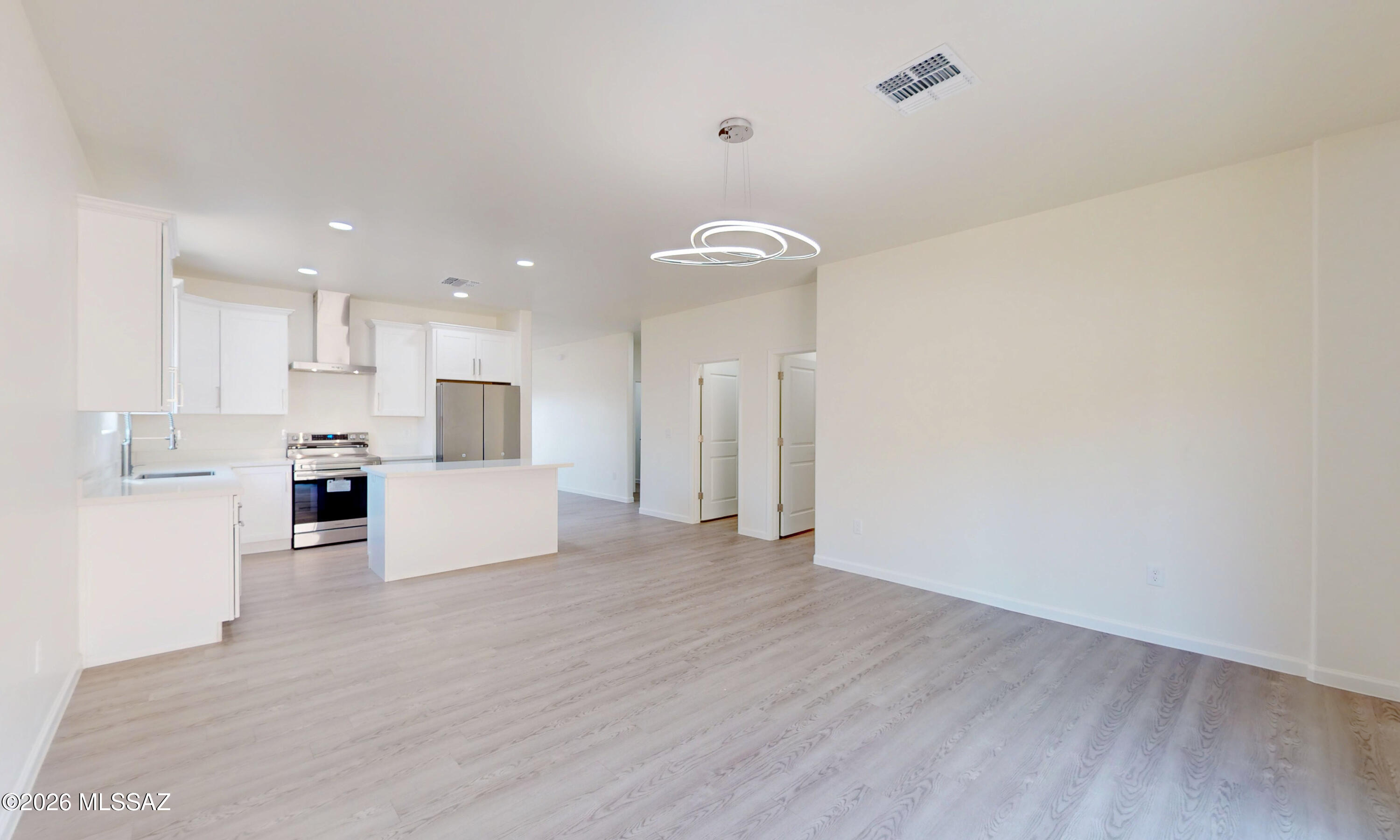 Mountain Manor View - Residential