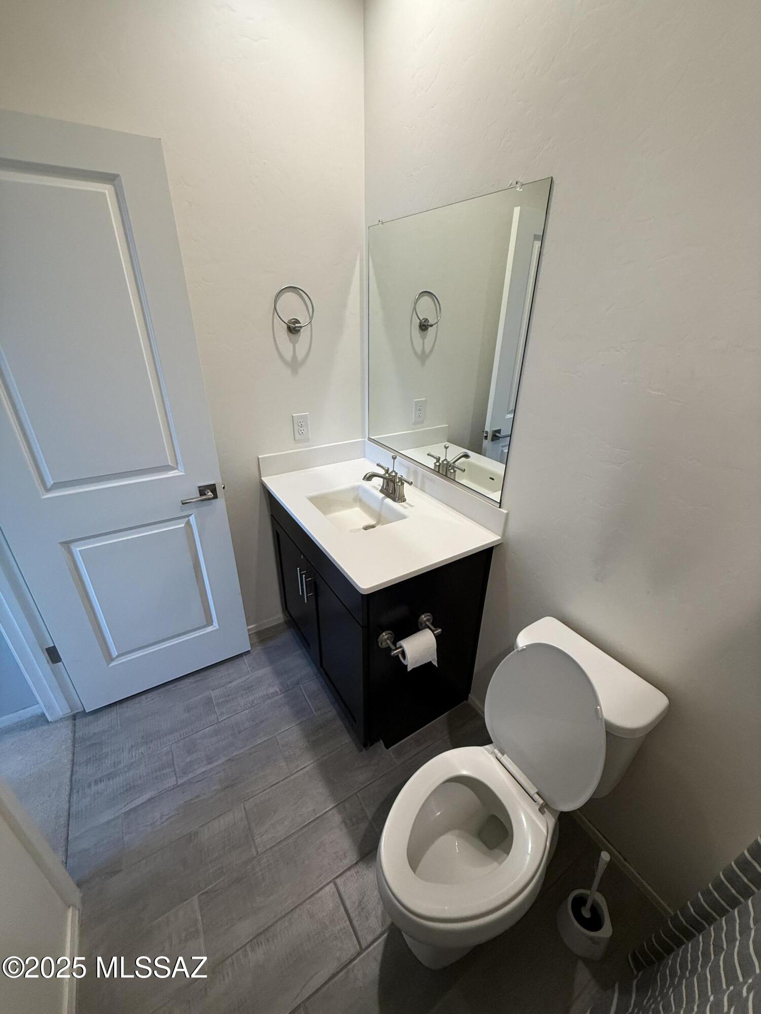 10696 W Chestnut Street