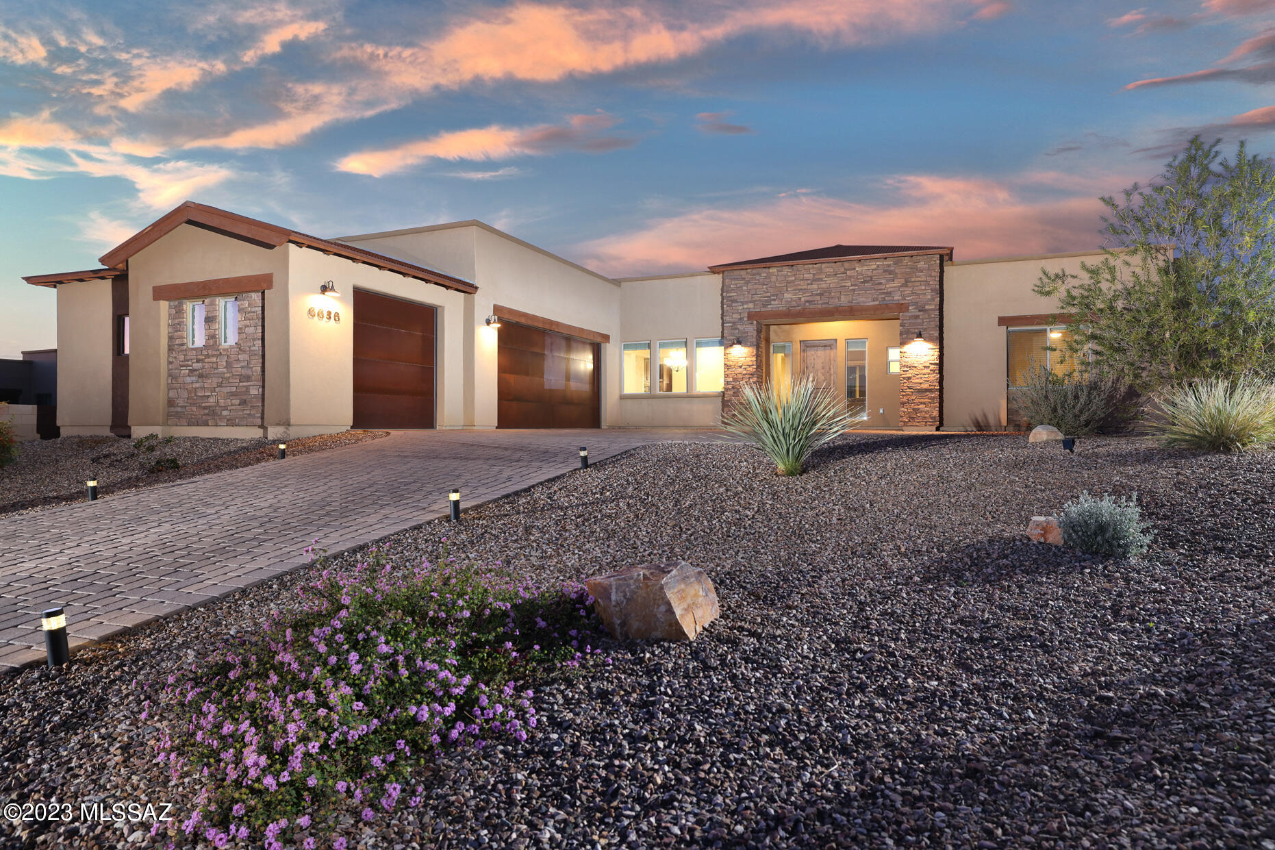 Boulder Bridge Pass At Dove Mountain SQ20132910078 - Residential
