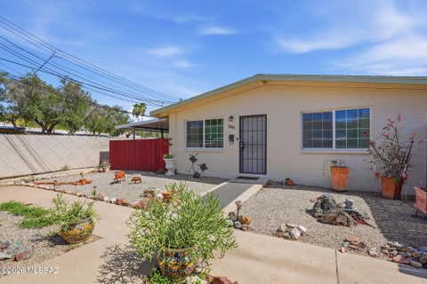 Photo of 396 N Silverbell Road #A, Tucson, AZ 85745 (MLS # 22618727)