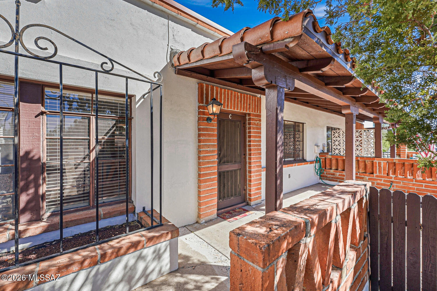 515 S La Cañada Drive C