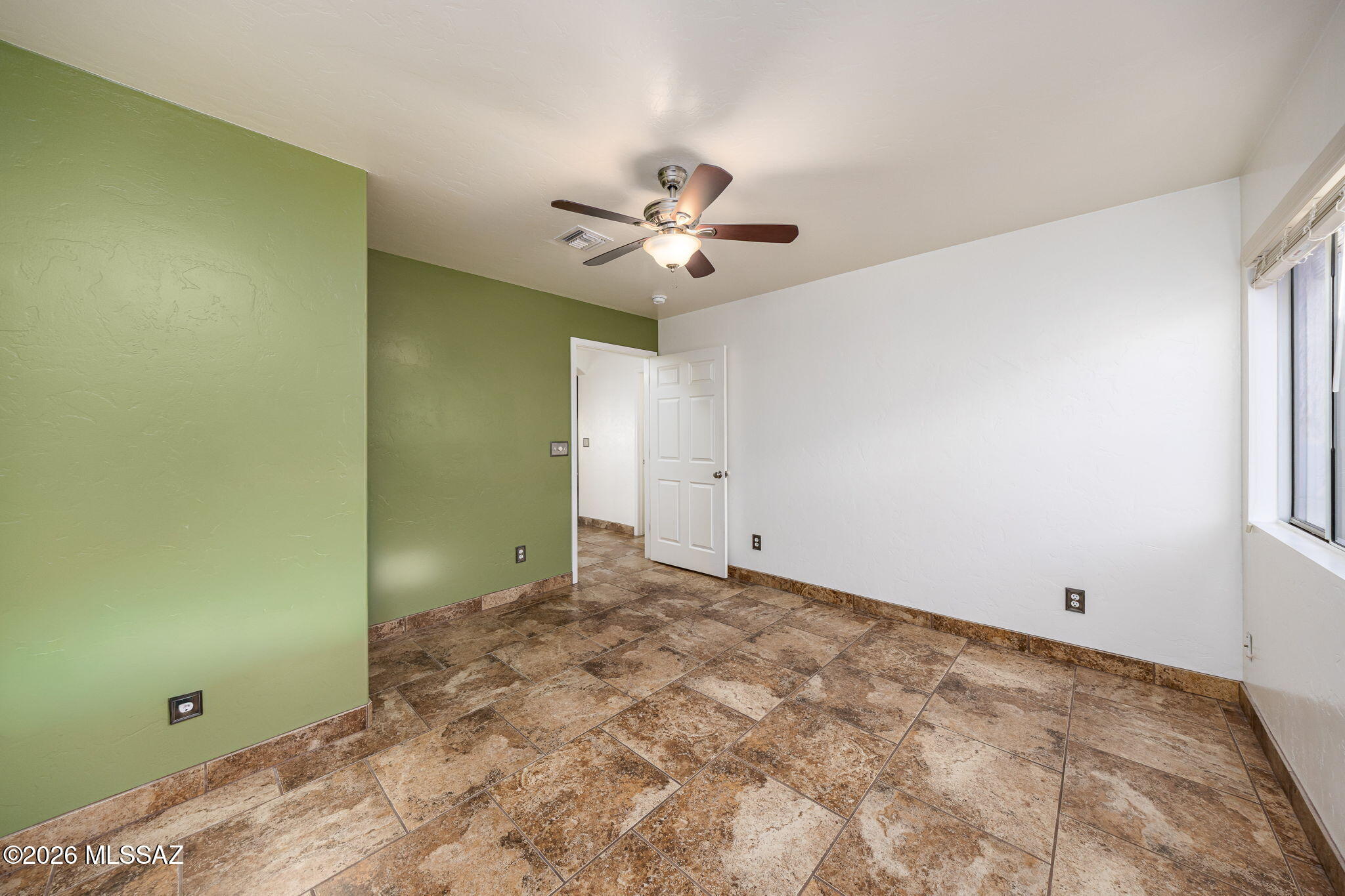 Thornydale Terrace(1-104) - Residential