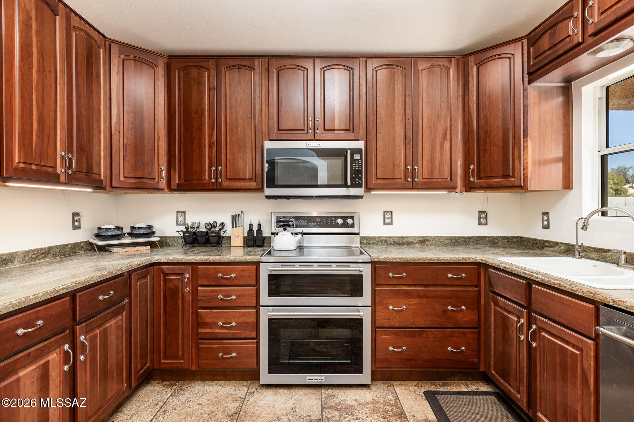 Thornydale Terrace(1-104) - Residential
