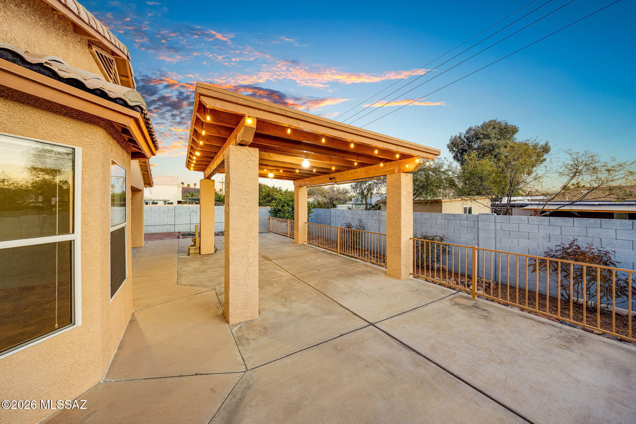 Thornydale Terrace(1-104) - Residential