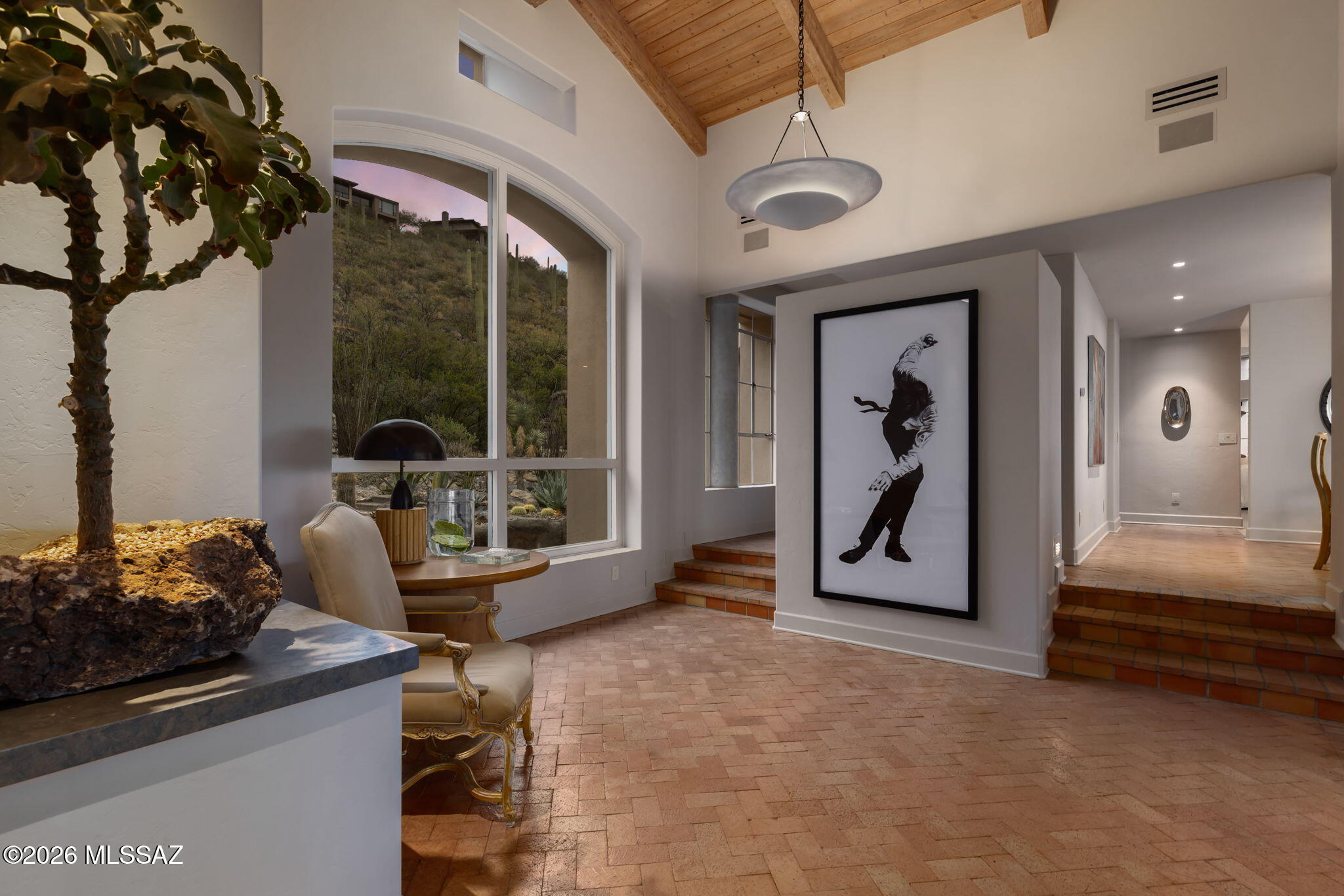 6482 N Ventana Canyon Drive