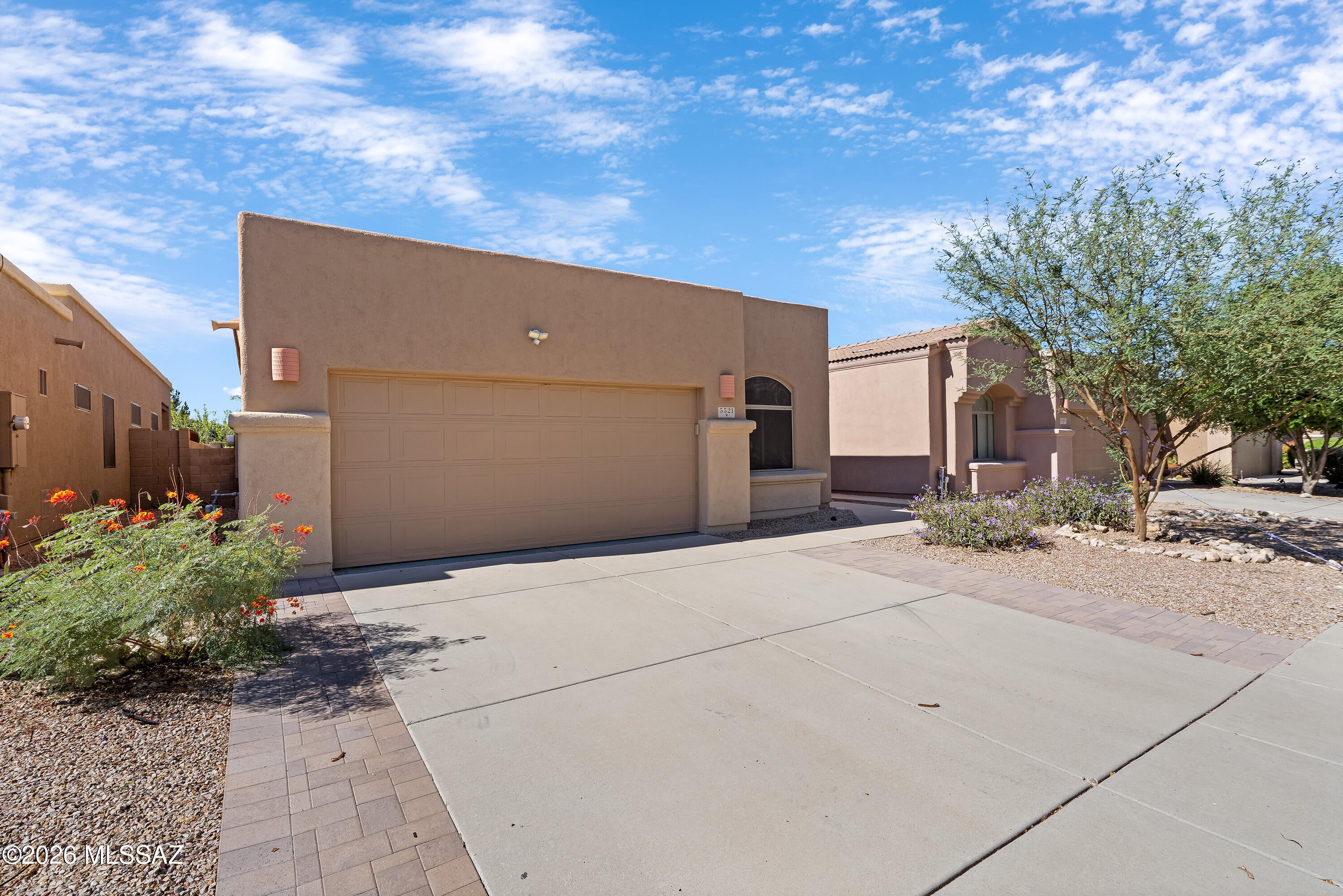 5521 N Silver Stream Way