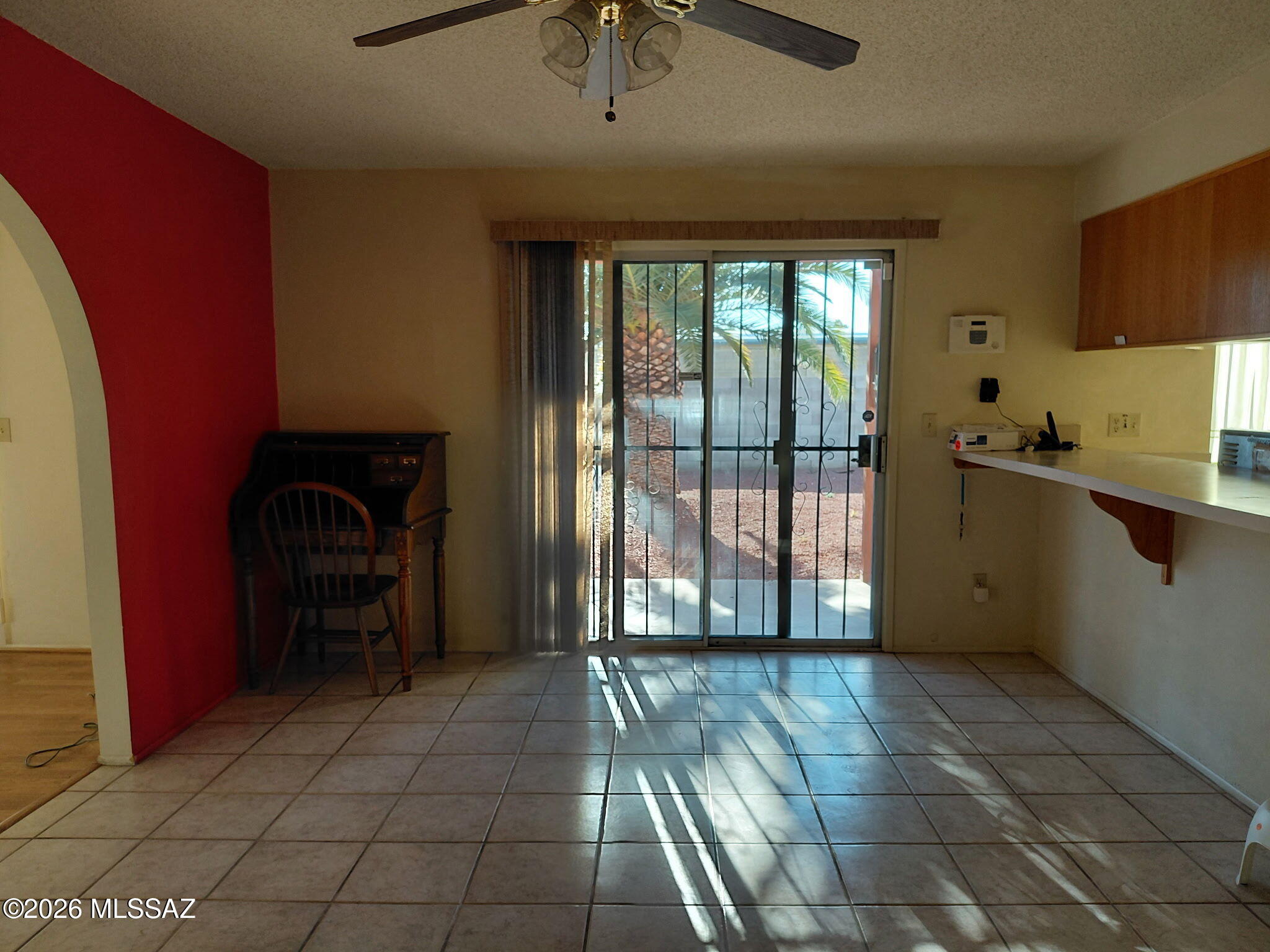 Broadway East (254-390) - Residential