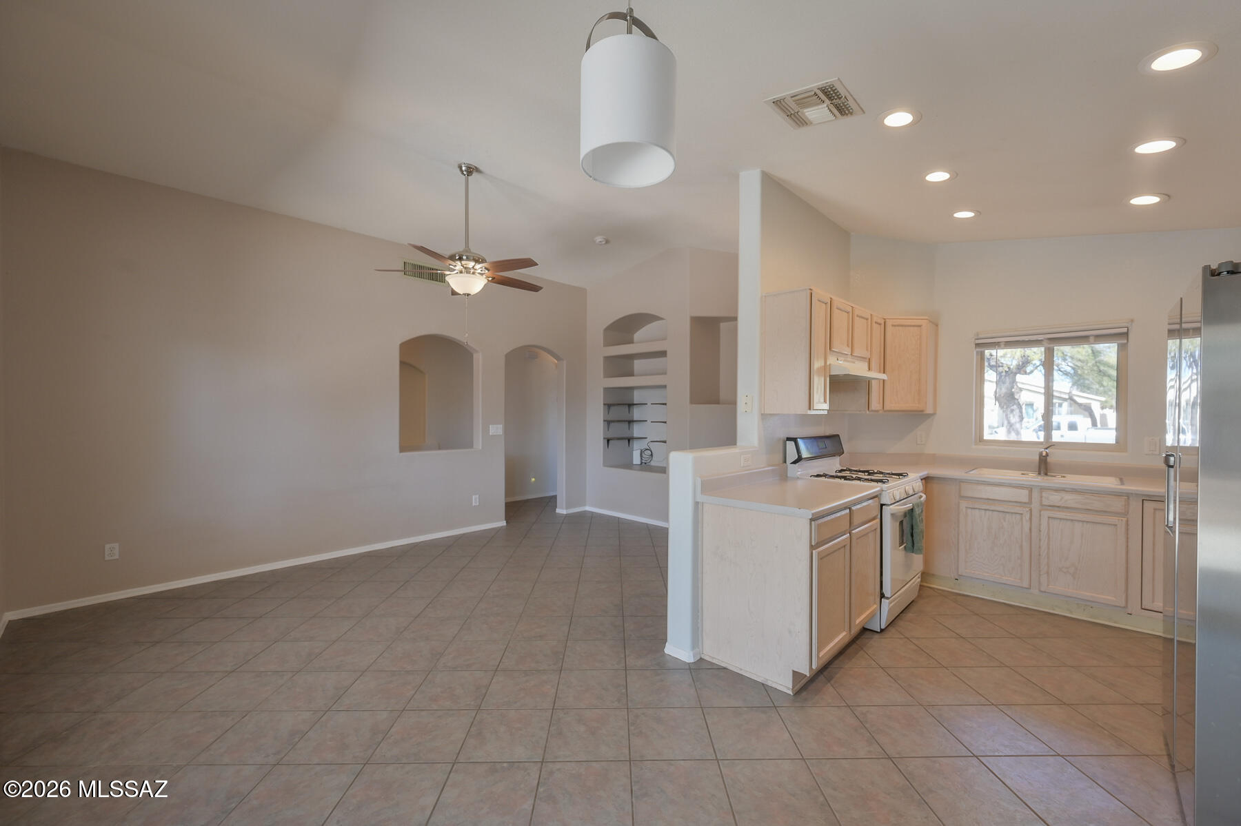 Desert Crossings at Rita Ranch (1-255) - Residential