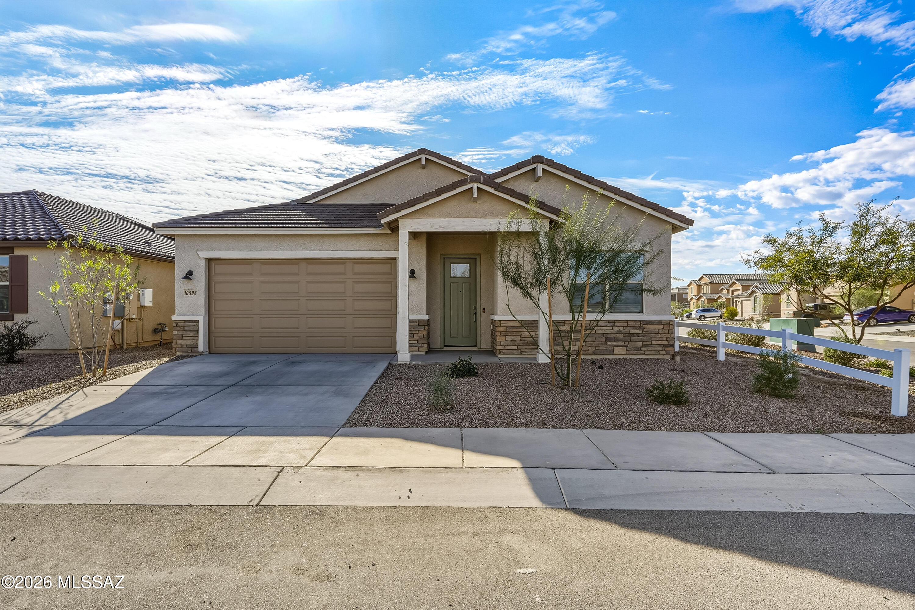Gladden Farms Block 31 - Residential Lease