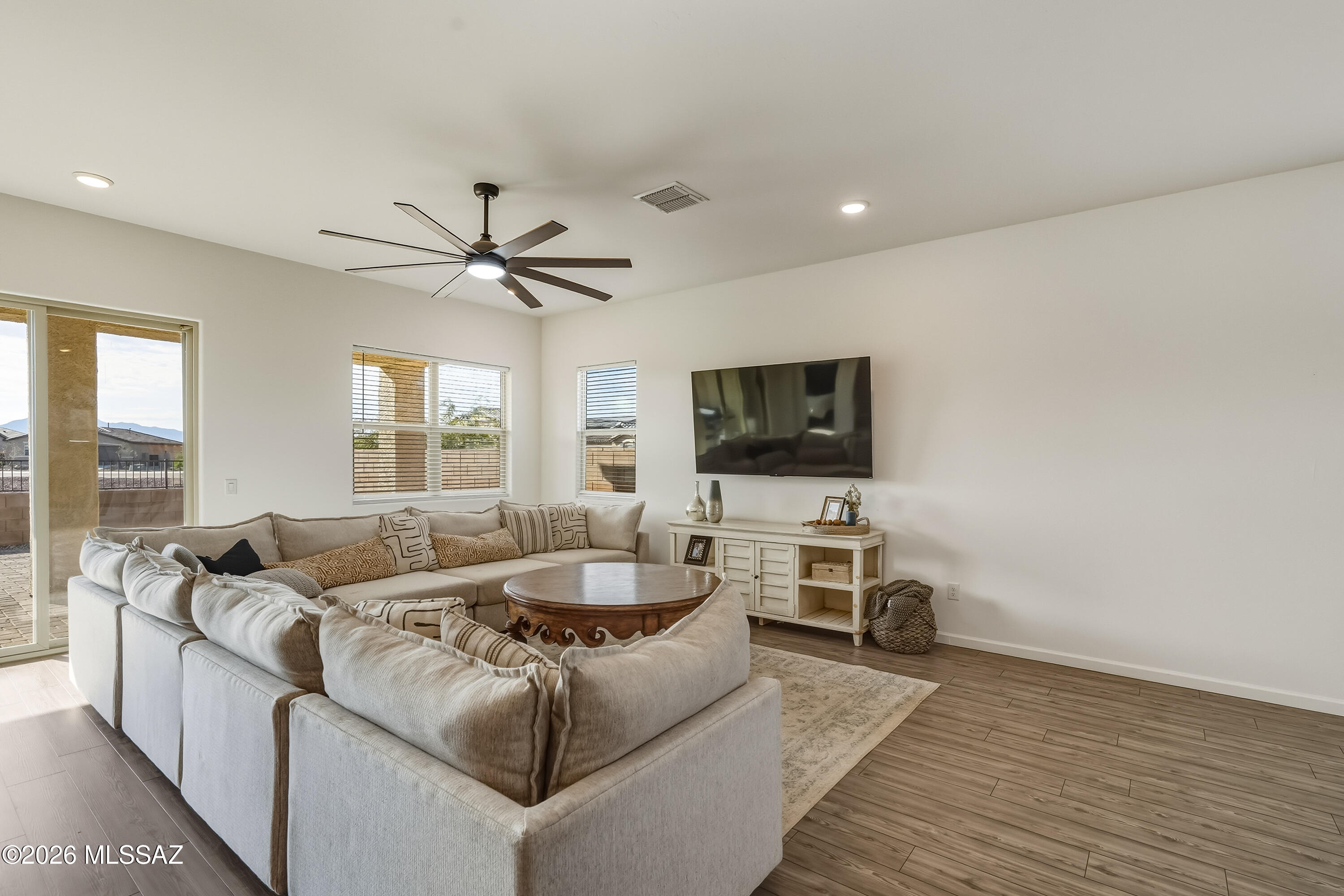 Gladden Farms Block 31 - Residential Lease
