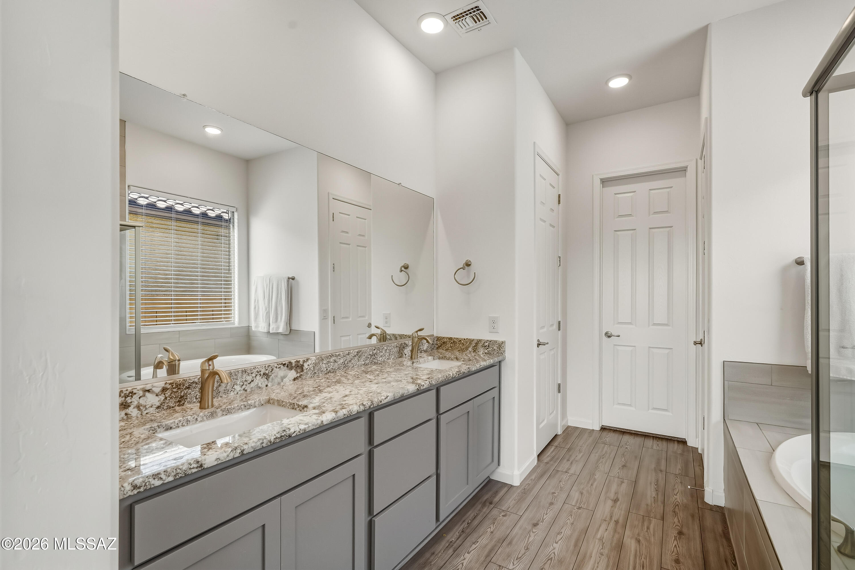 Gladden Farms Block 31 - Residential Lease