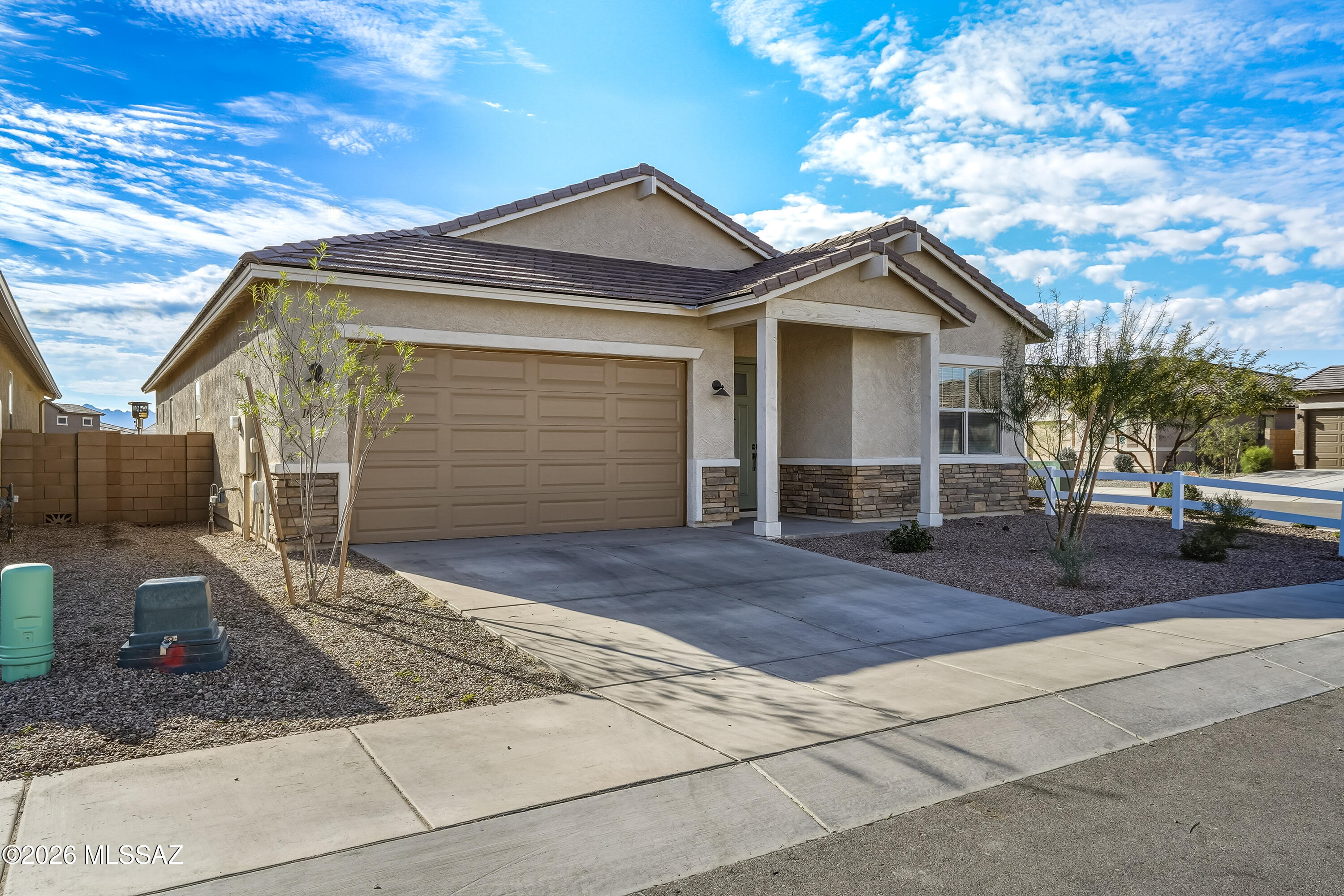 Gladden Farms Block 31 - Residential Lease