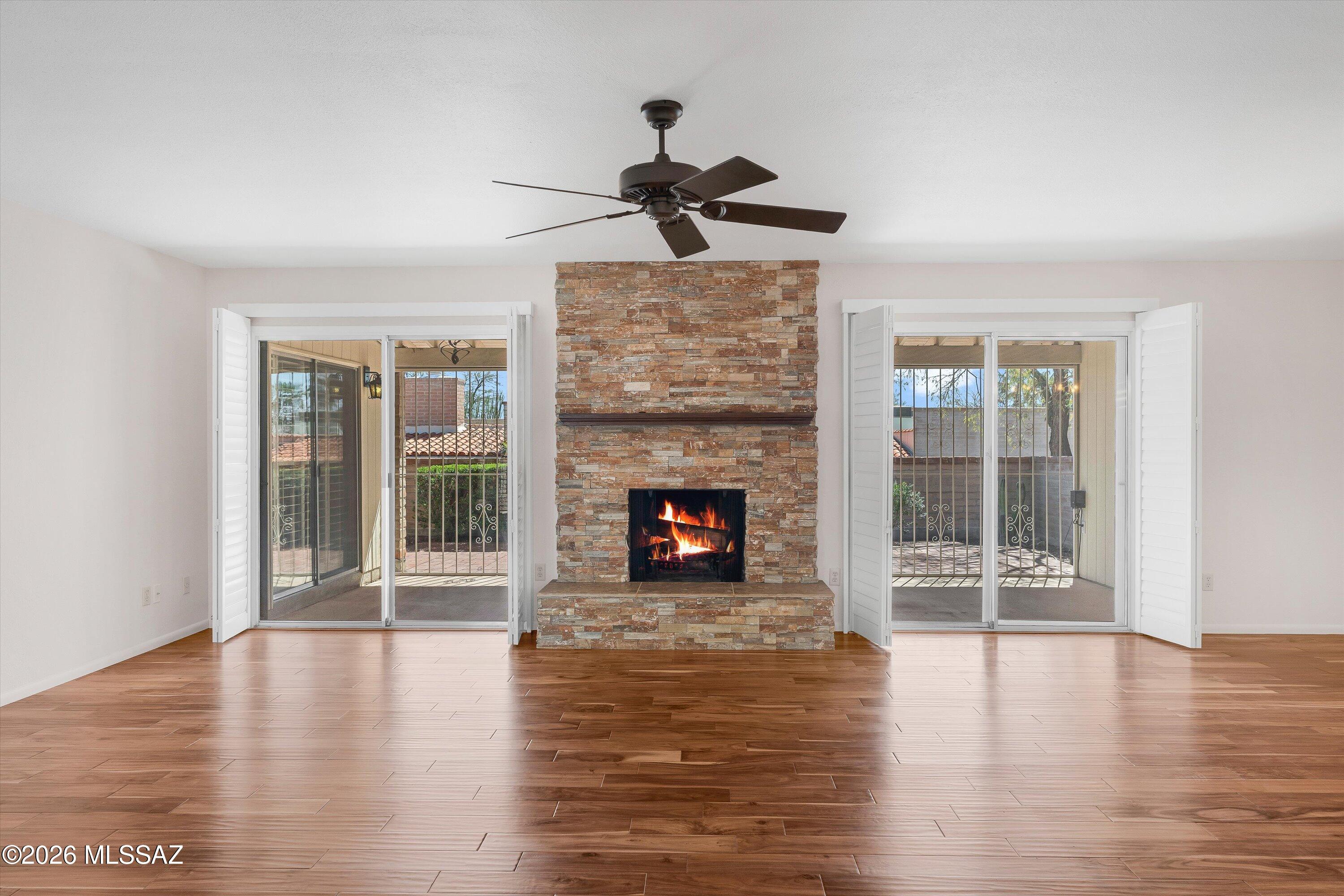 1513 W Sendero Siete