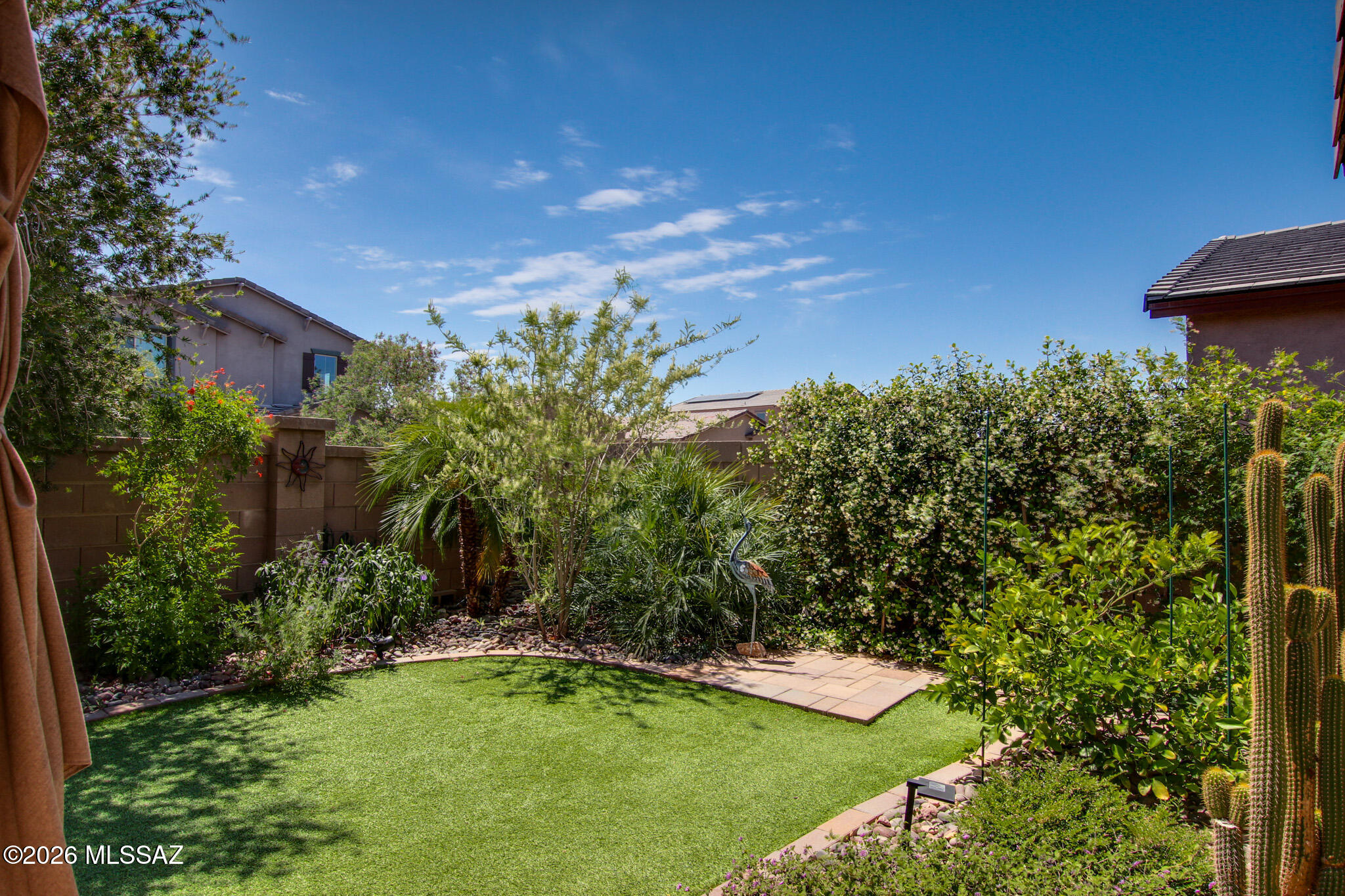 Entrada Del Rio - Residential