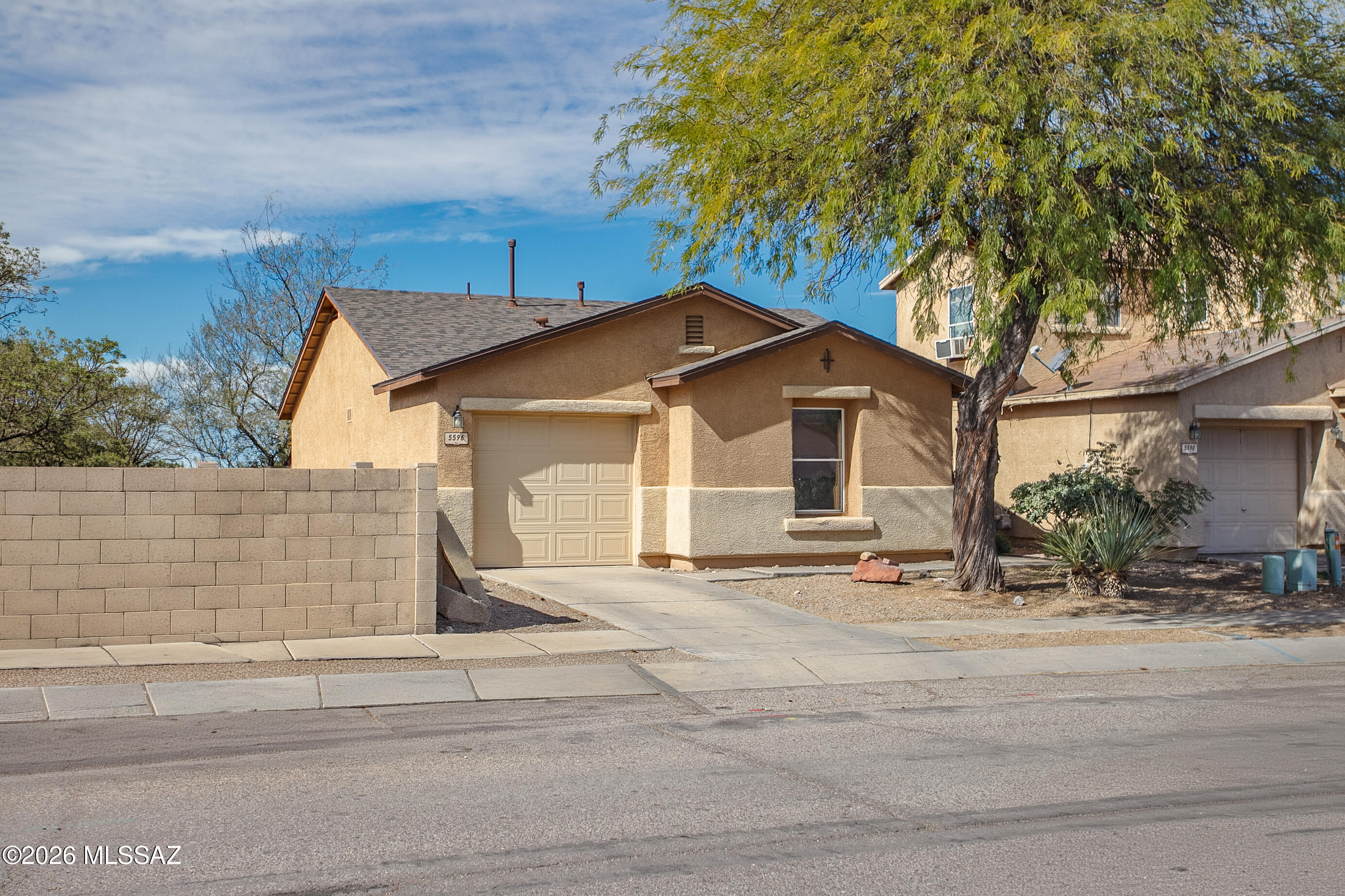 Arroyo Vista (1-166) - Residential