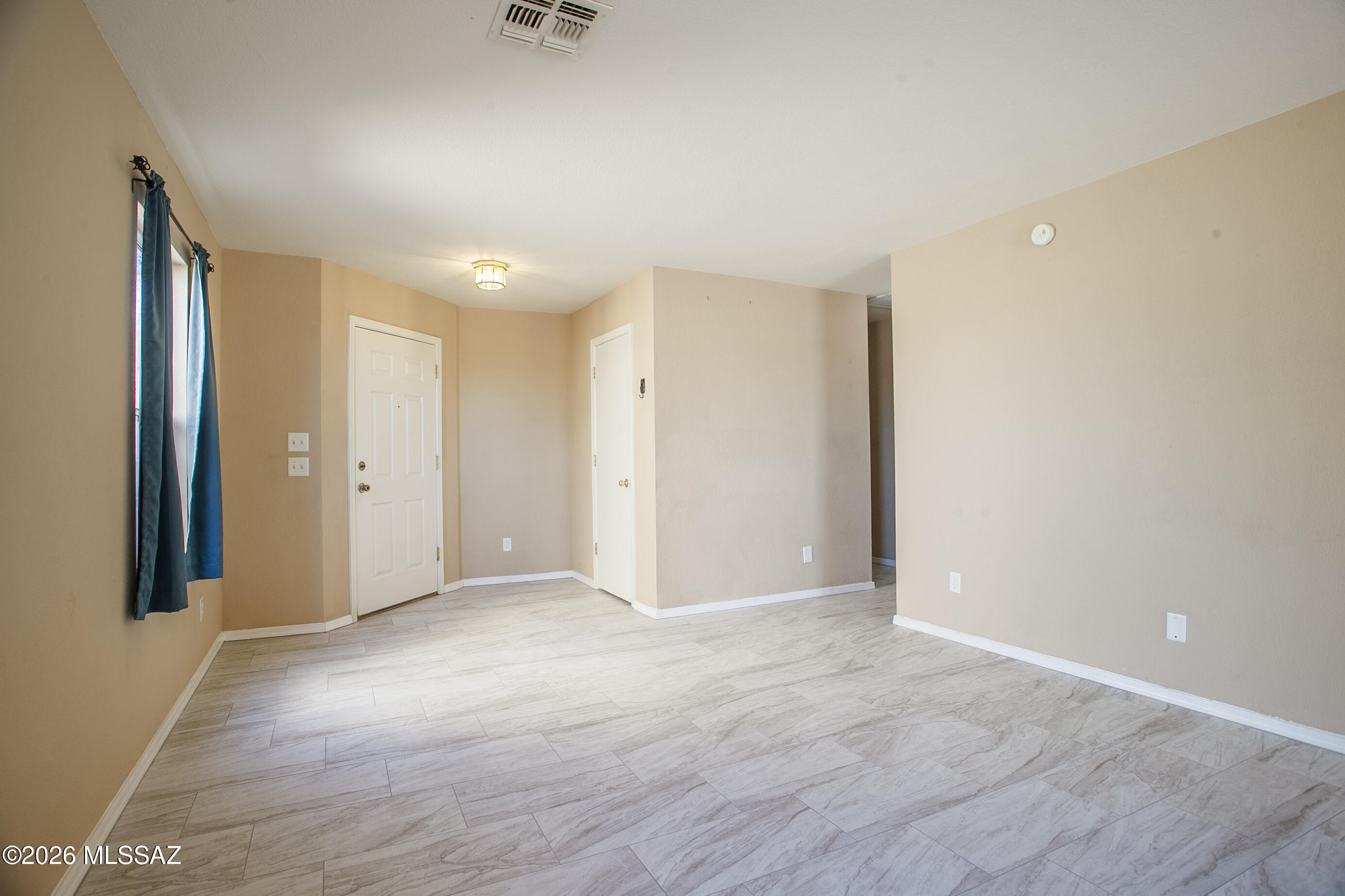 5596 S Monrovia Avenue