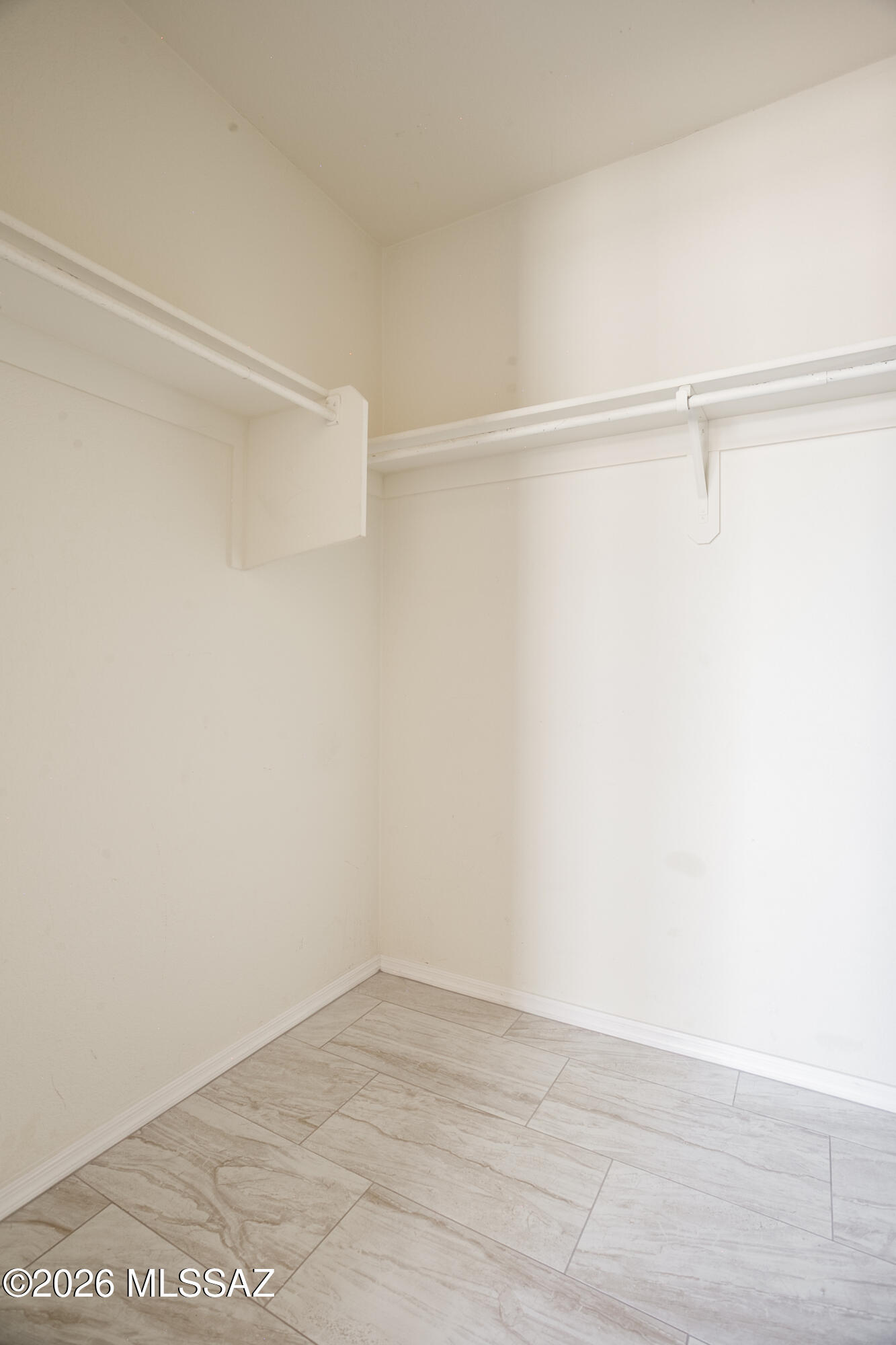 Arroyo Vista (1-166) - Residential