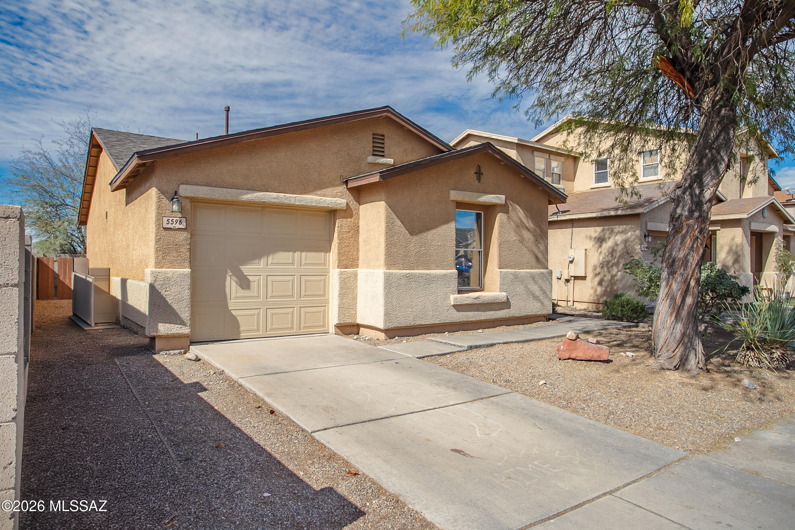 Arroyo Vista (1-166) - Residential