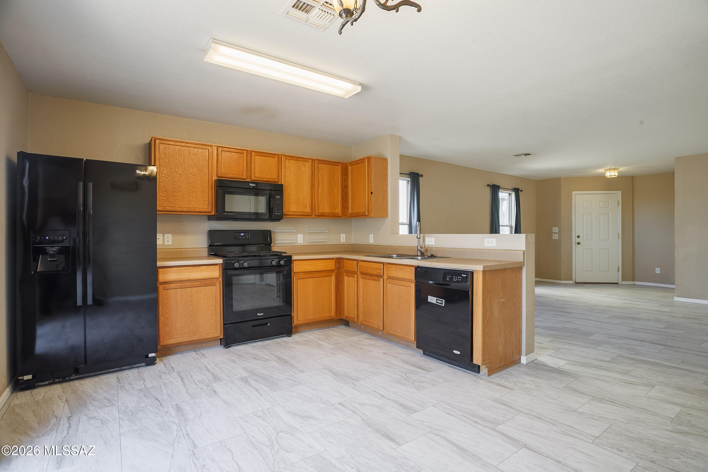 Arroyo Vista (1-166) - Residential