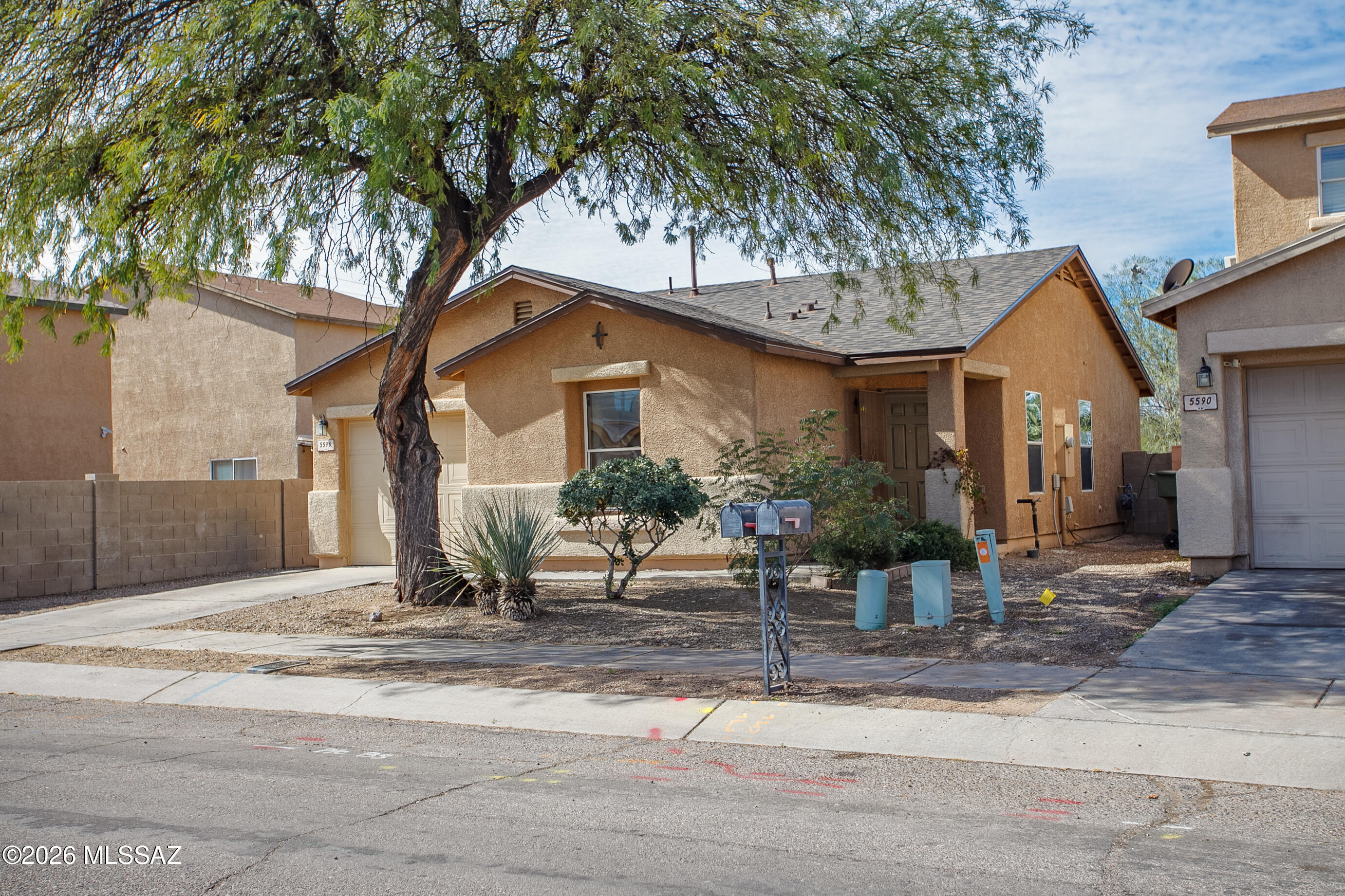 Arroyo Vista (1-166) - Residential